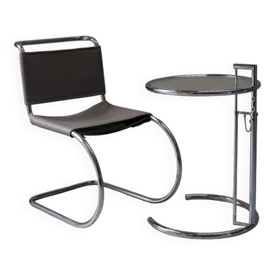 Fauteuil et table d'appoint (dans le style de Ludwig Mies van der Rohe et Eileen Gray)