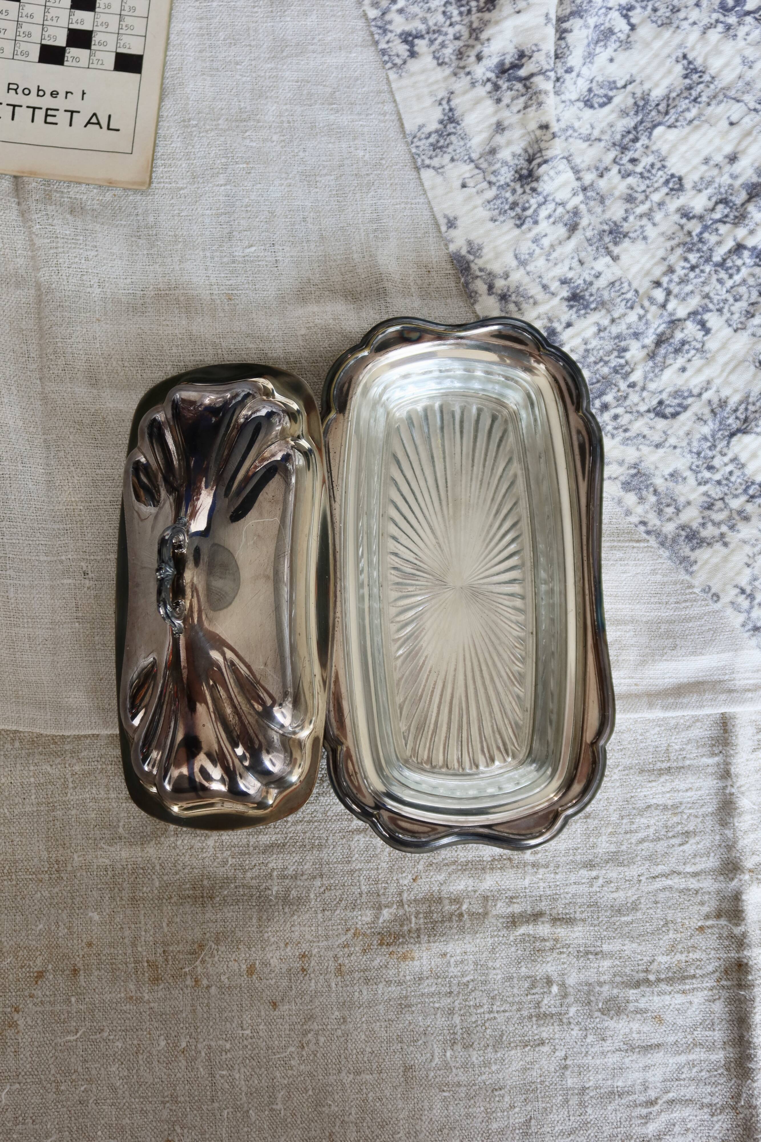 Vintage silver-plated butter dish in rococo style - Glass compartment - Knife