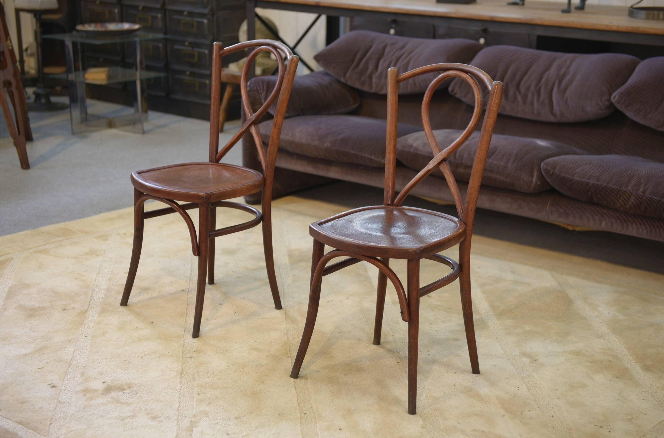 Paire de chaises bistrot en bois courbé 1950