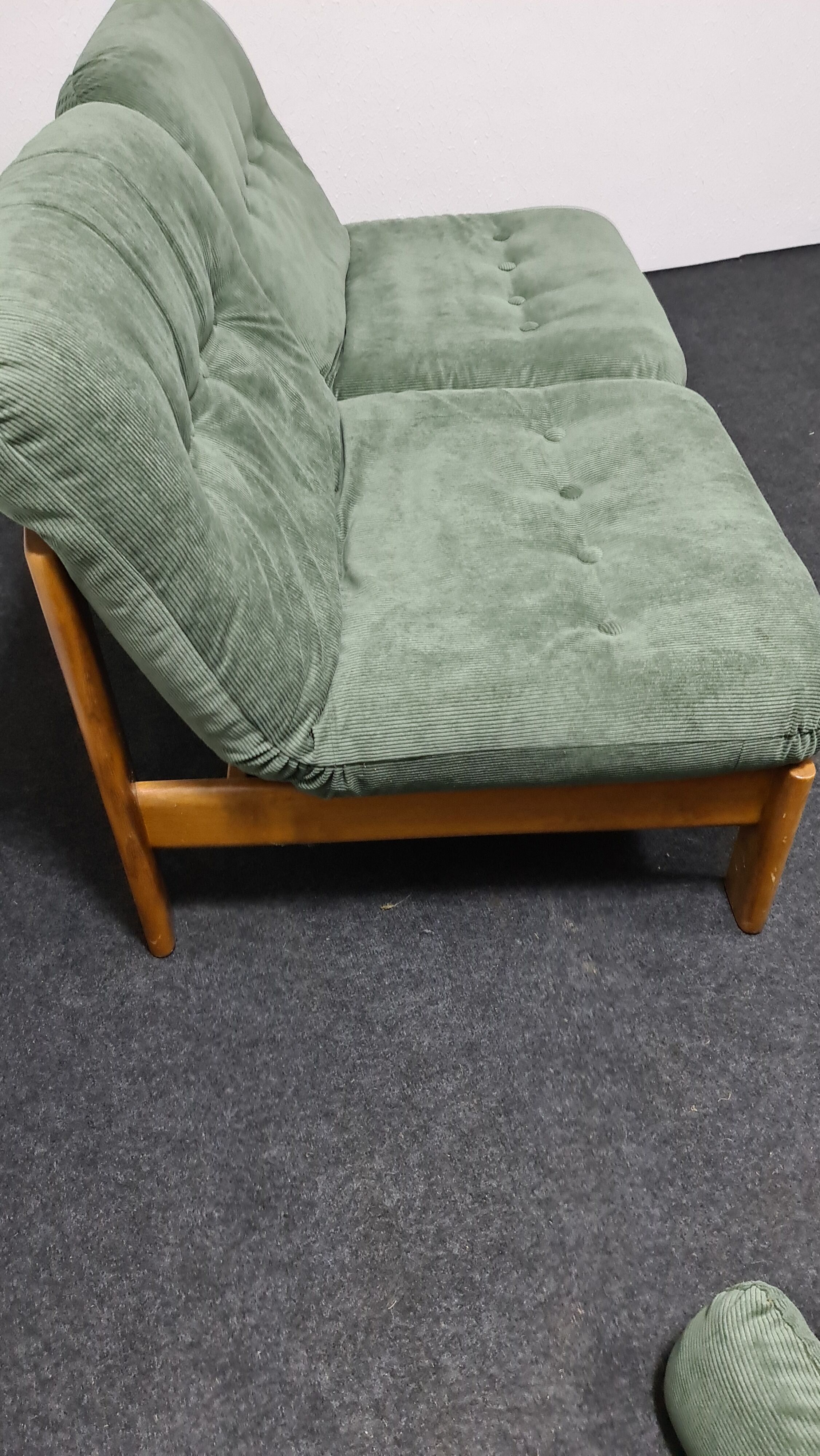 Vintage lounge chair