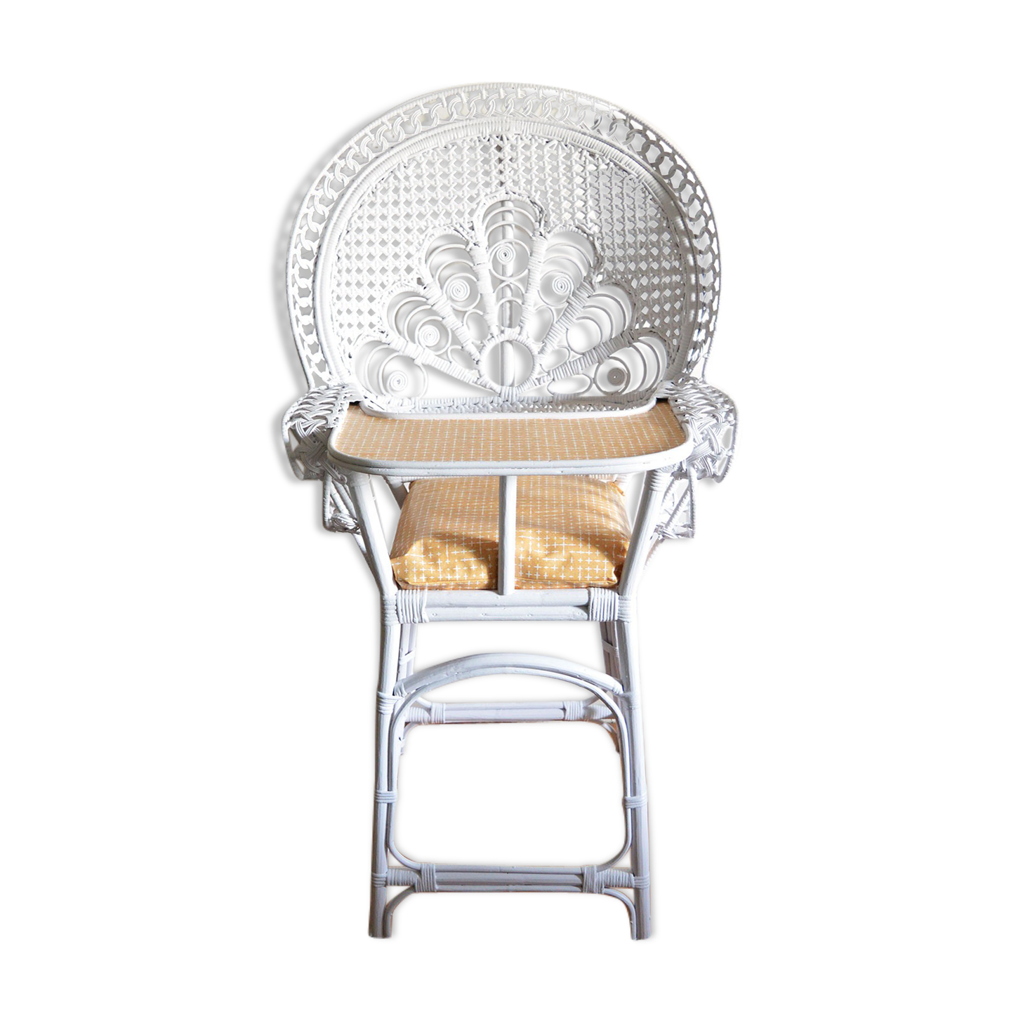 Emmanuelle high chair