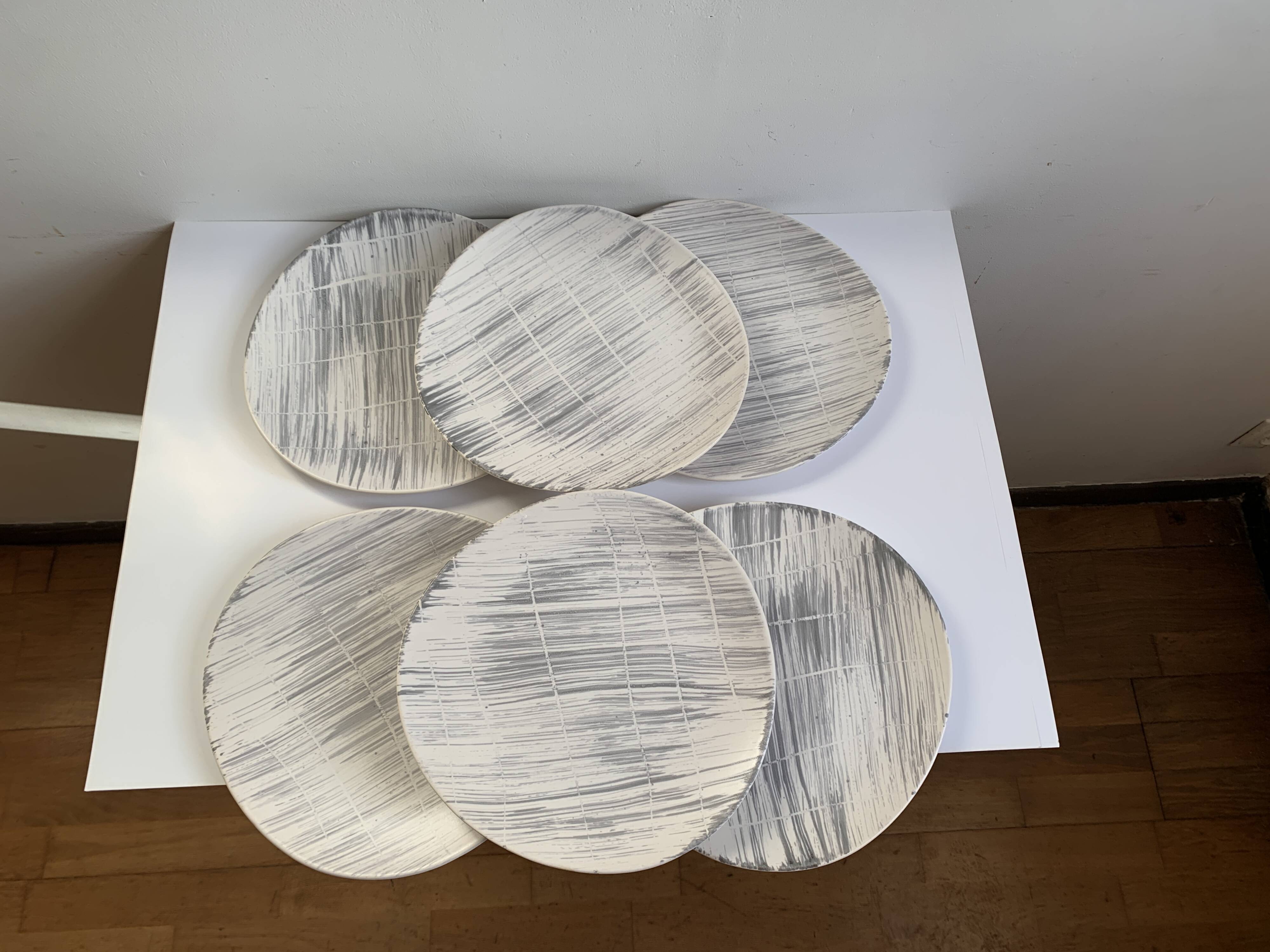 Niderviller dinner plates