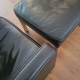 Vintage wingback chair 2431 with ottoman by Børge Mogensen for Fredericia