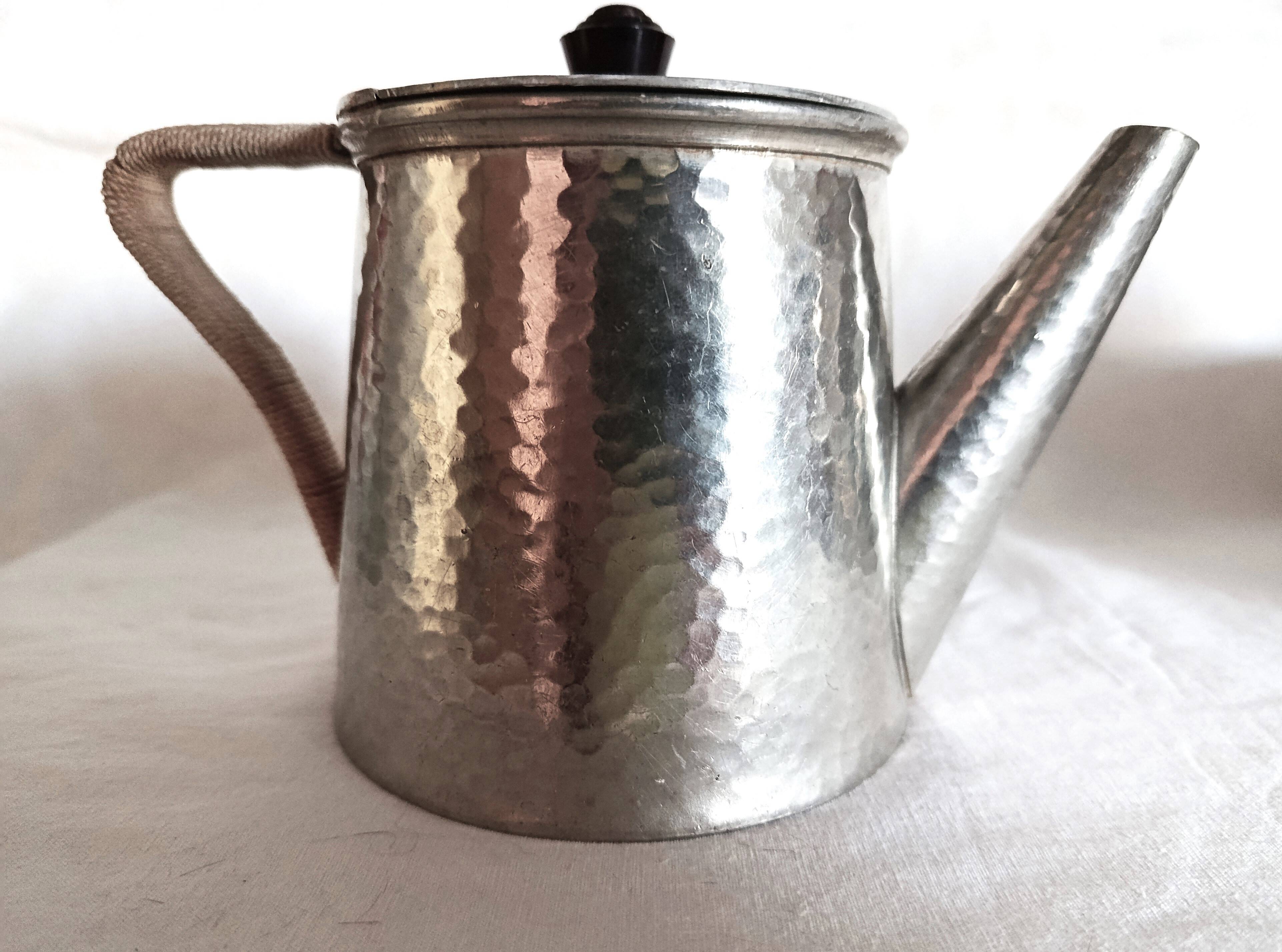 Set café et thé en étain martelet, Sheffield, England