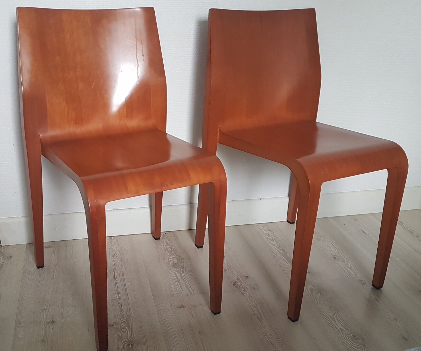 La leggera chairs Alias