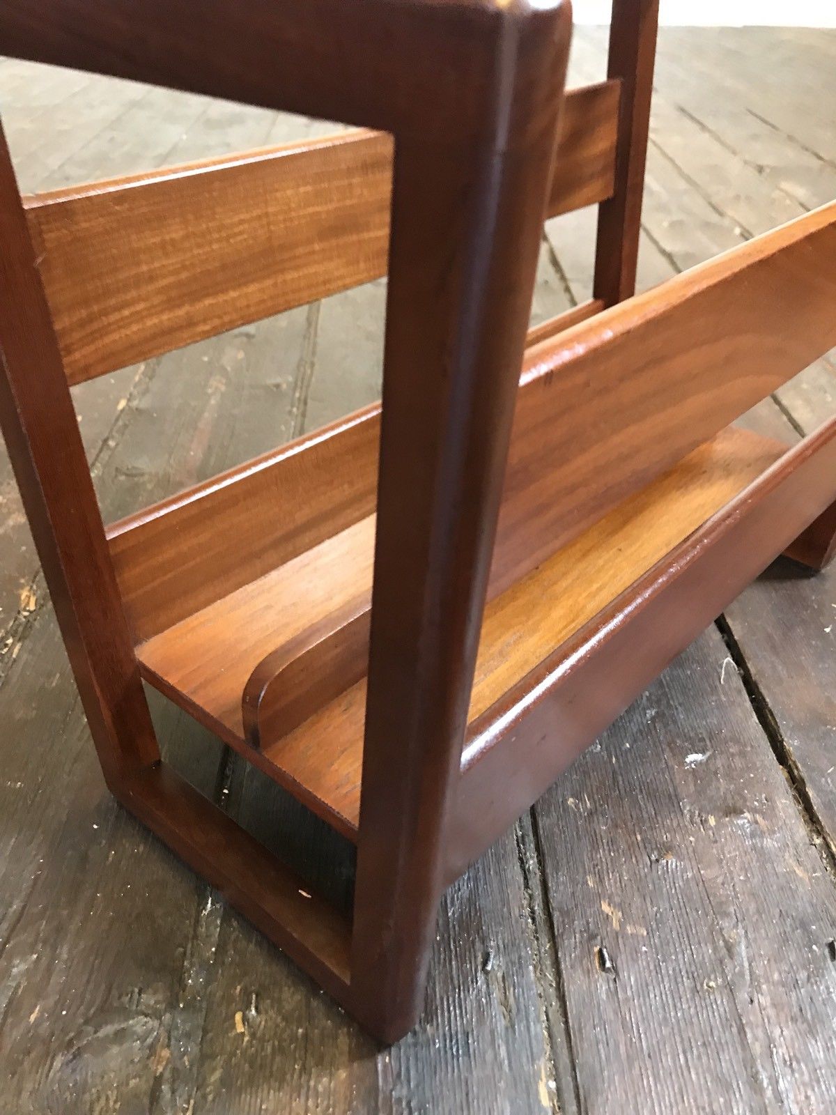 Magazine rack teak 60s/70s
