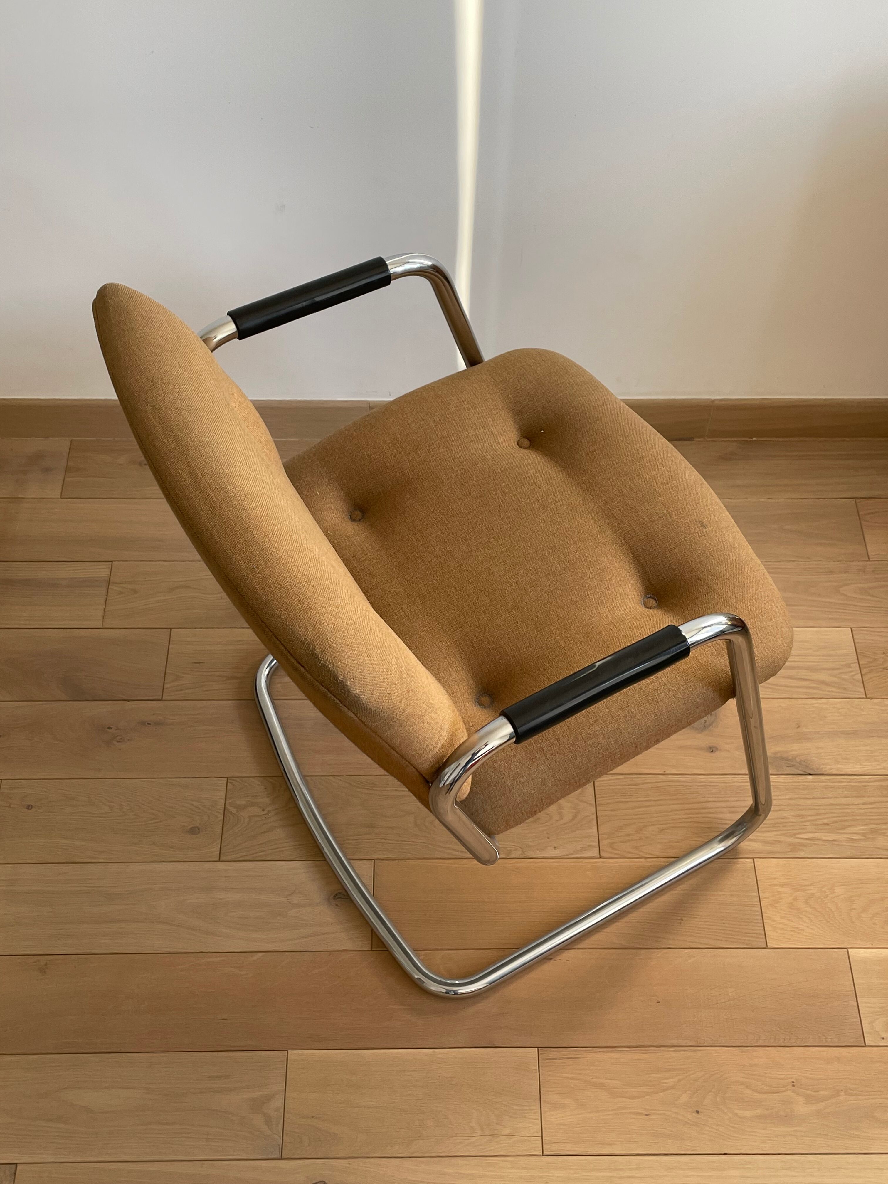 Desk chair sled base by Strafor