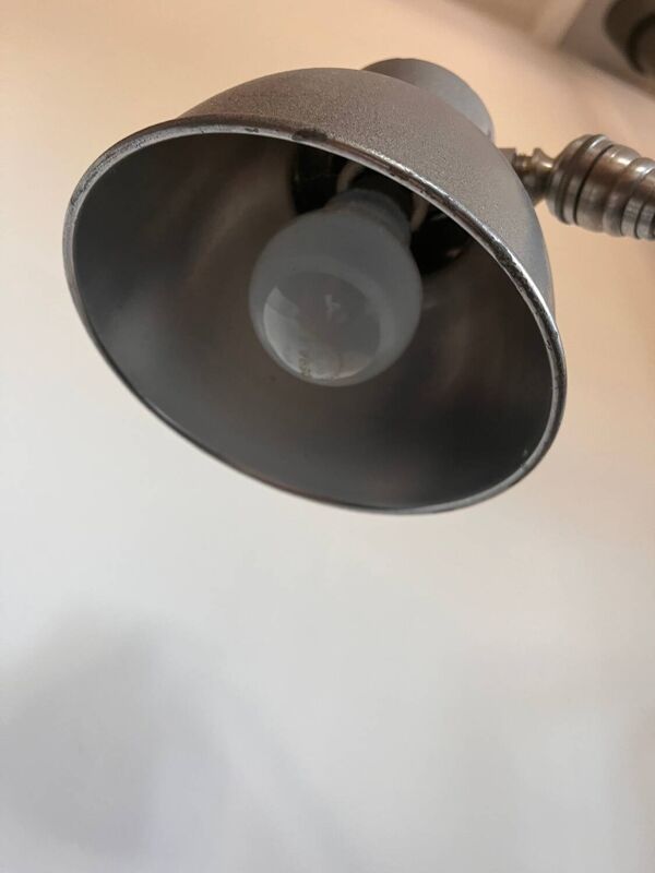 Lampe articulée d’architecte