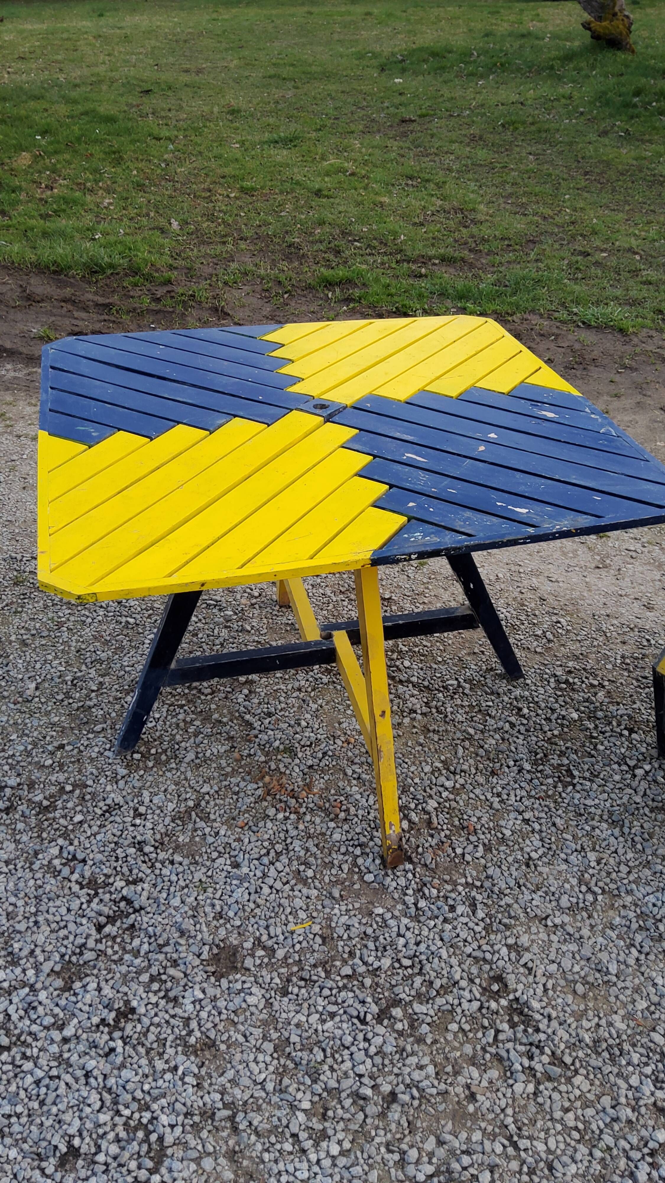 Garden furniture of the 50s coffee table + 2 armchairs compass legs