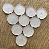 10 enamelled terracotta plates, 22 cm