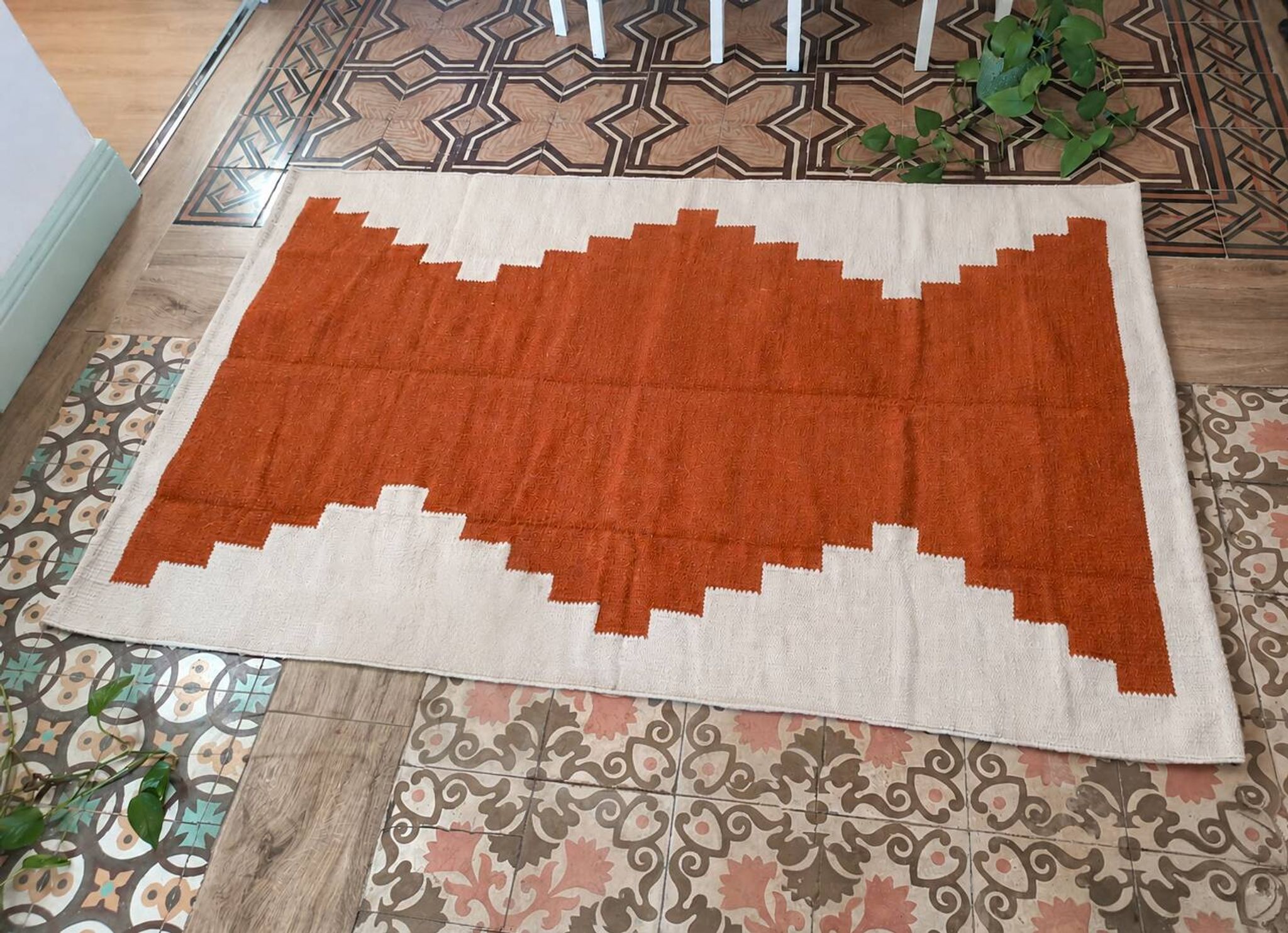 Tapis kilim égyptien fait main 120x180 cm – Terracotta et écru