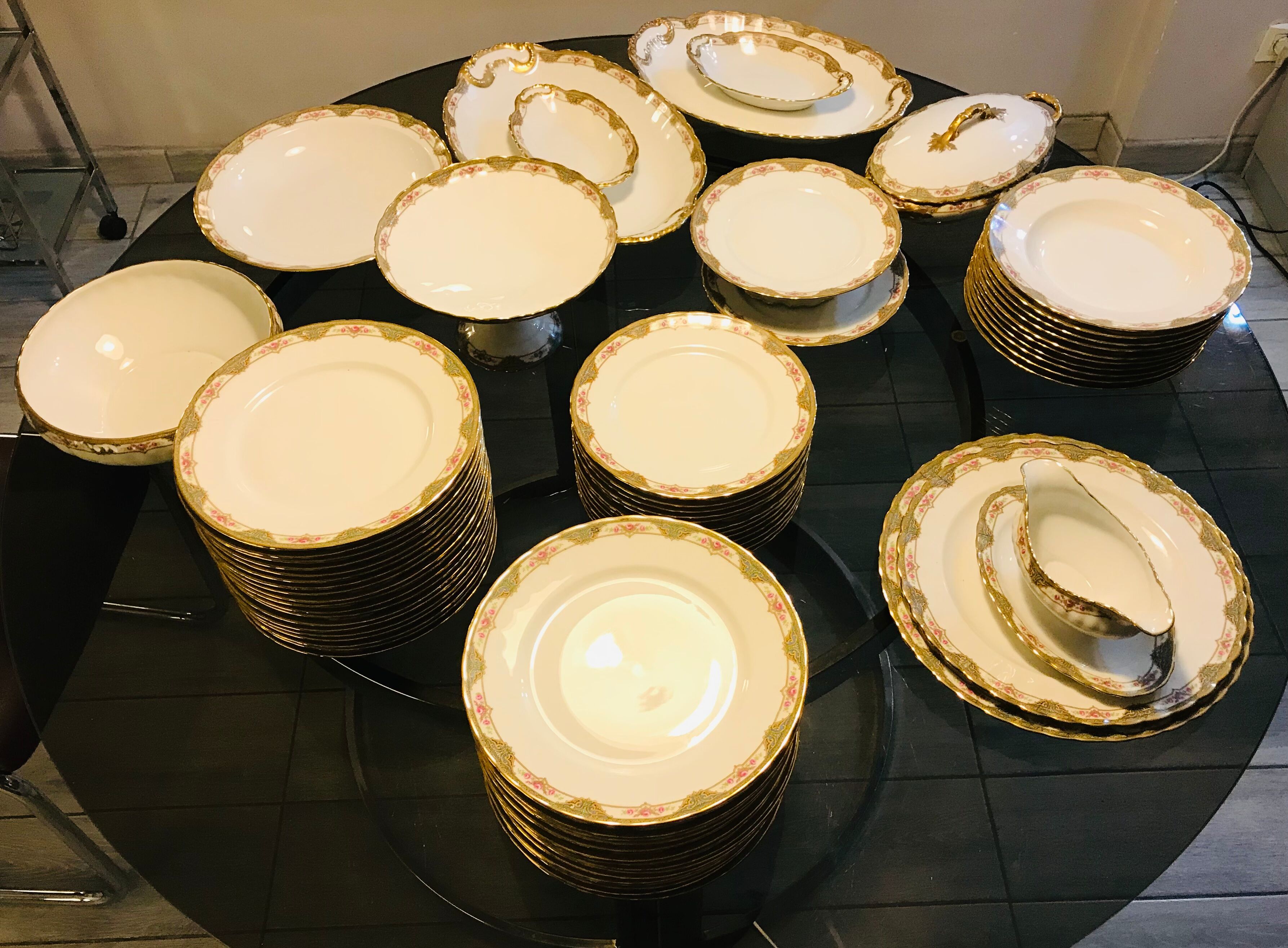 Limoges porcelain table service André François