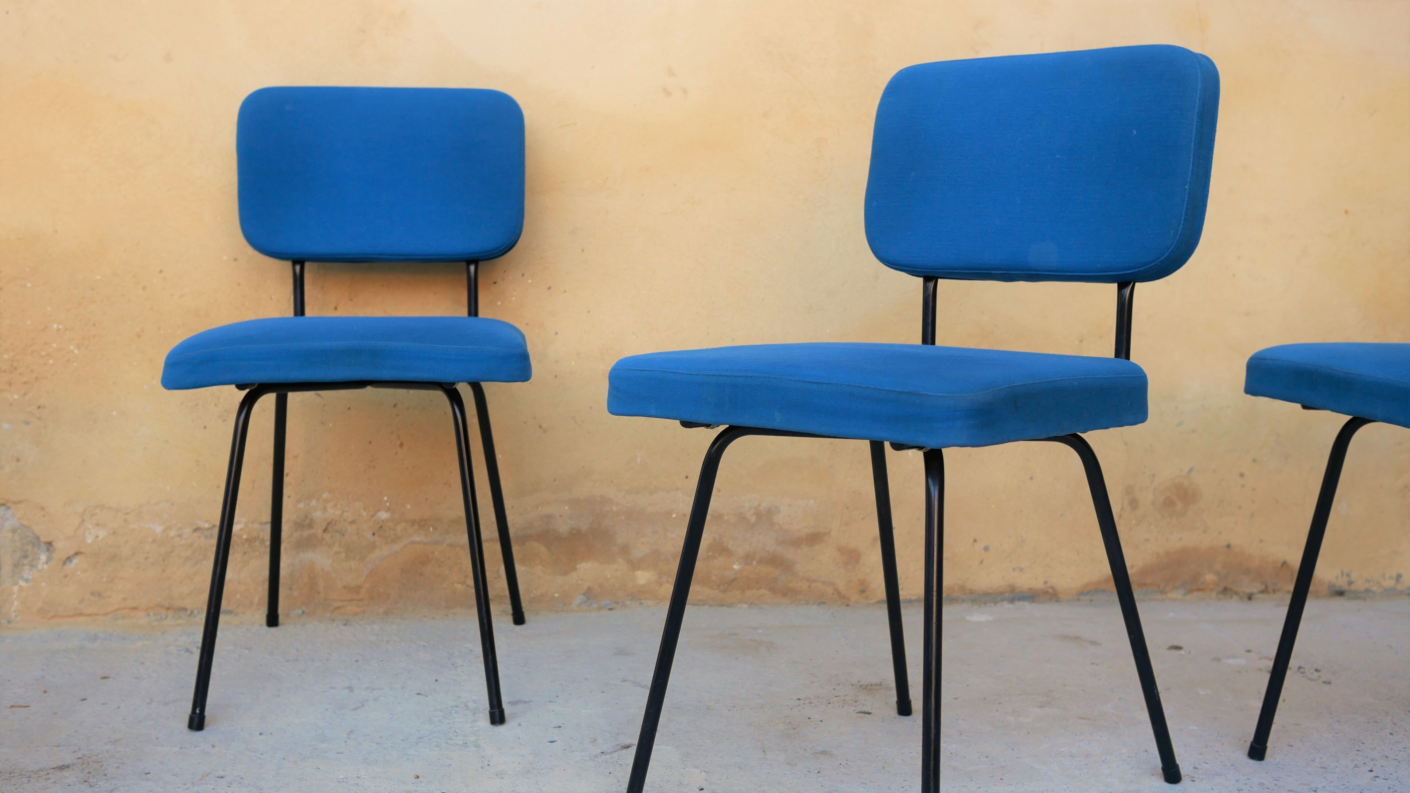 Series of 4 vintage chairs by André Simard for Airborne editions