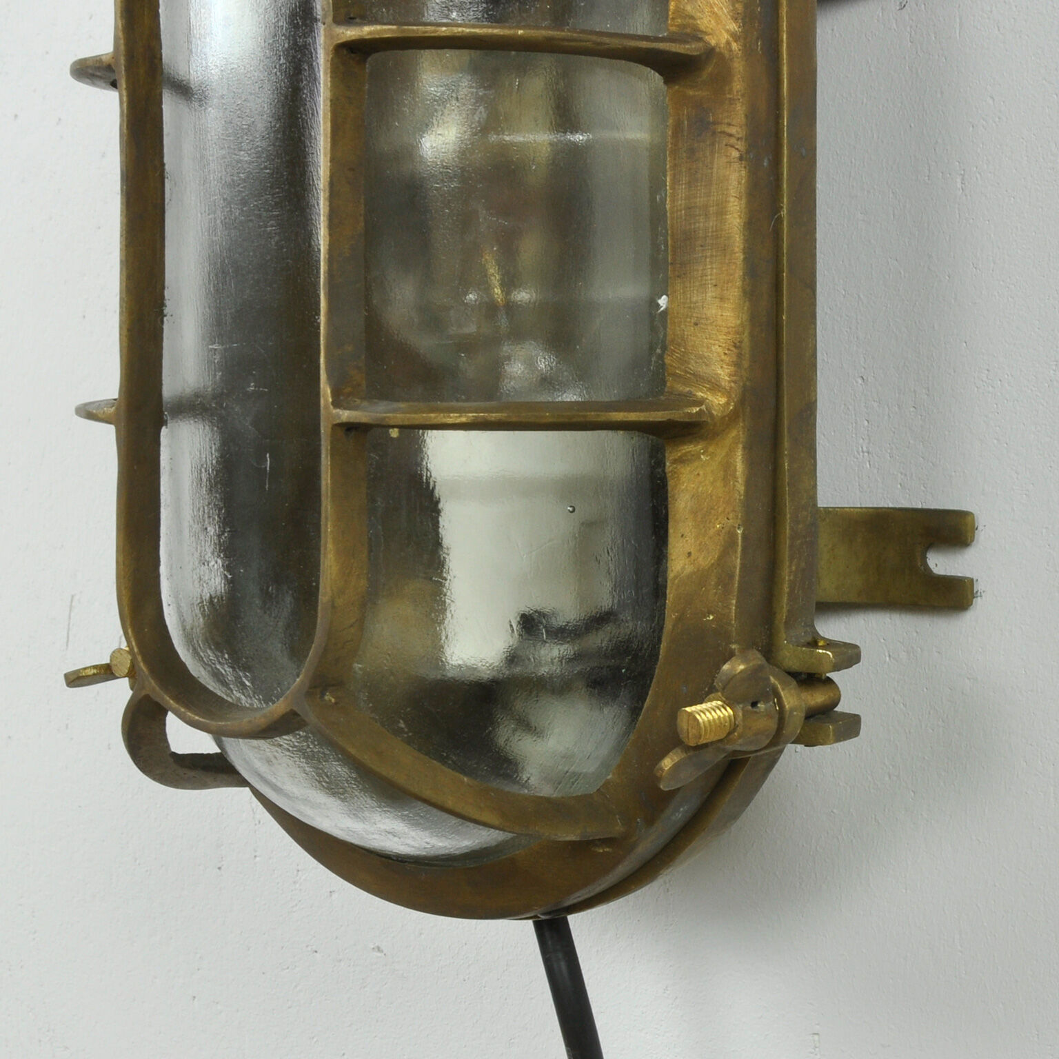 Heavy Duty Industrial Brass Nautical Ship Light
