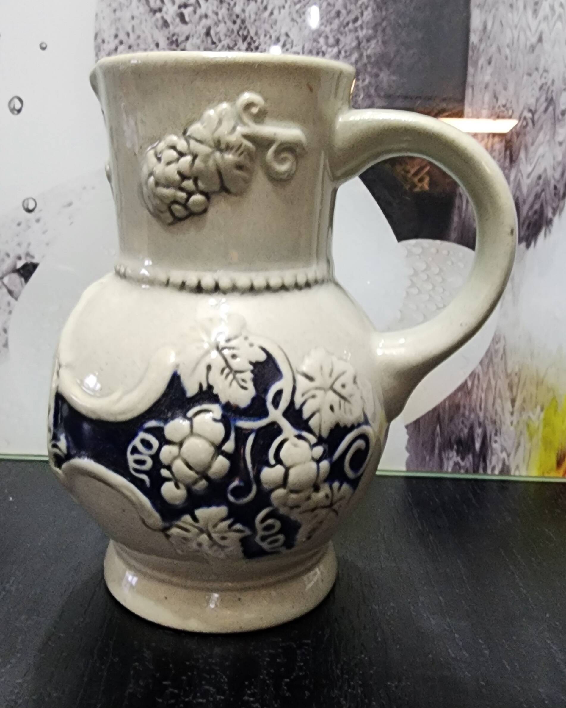 Vintage wine jug in German Westerwald stoneware 1/4L — "golden wine..."
