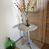 Shabby chic pedestal table