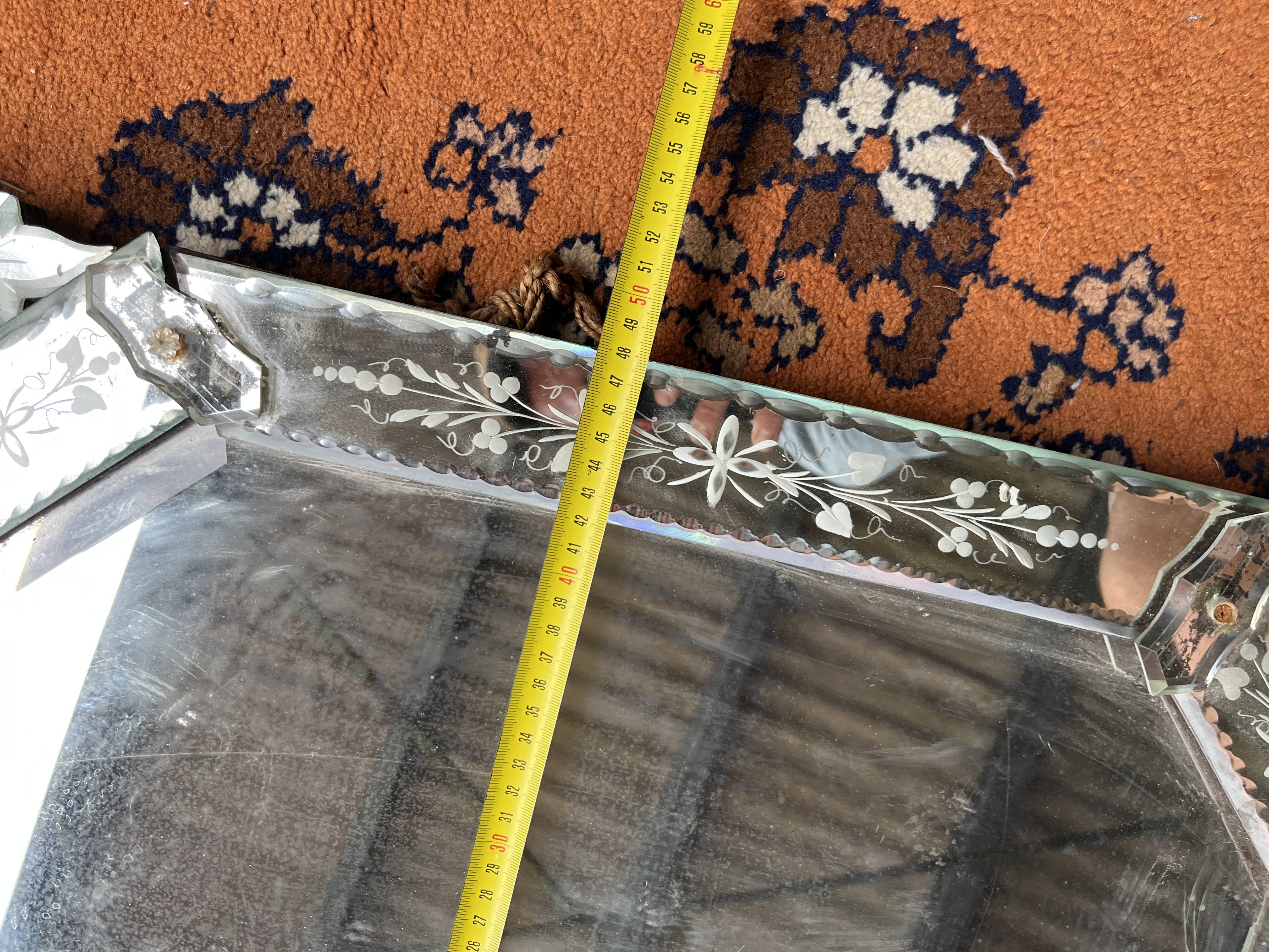 Venetian mirror 92 cm