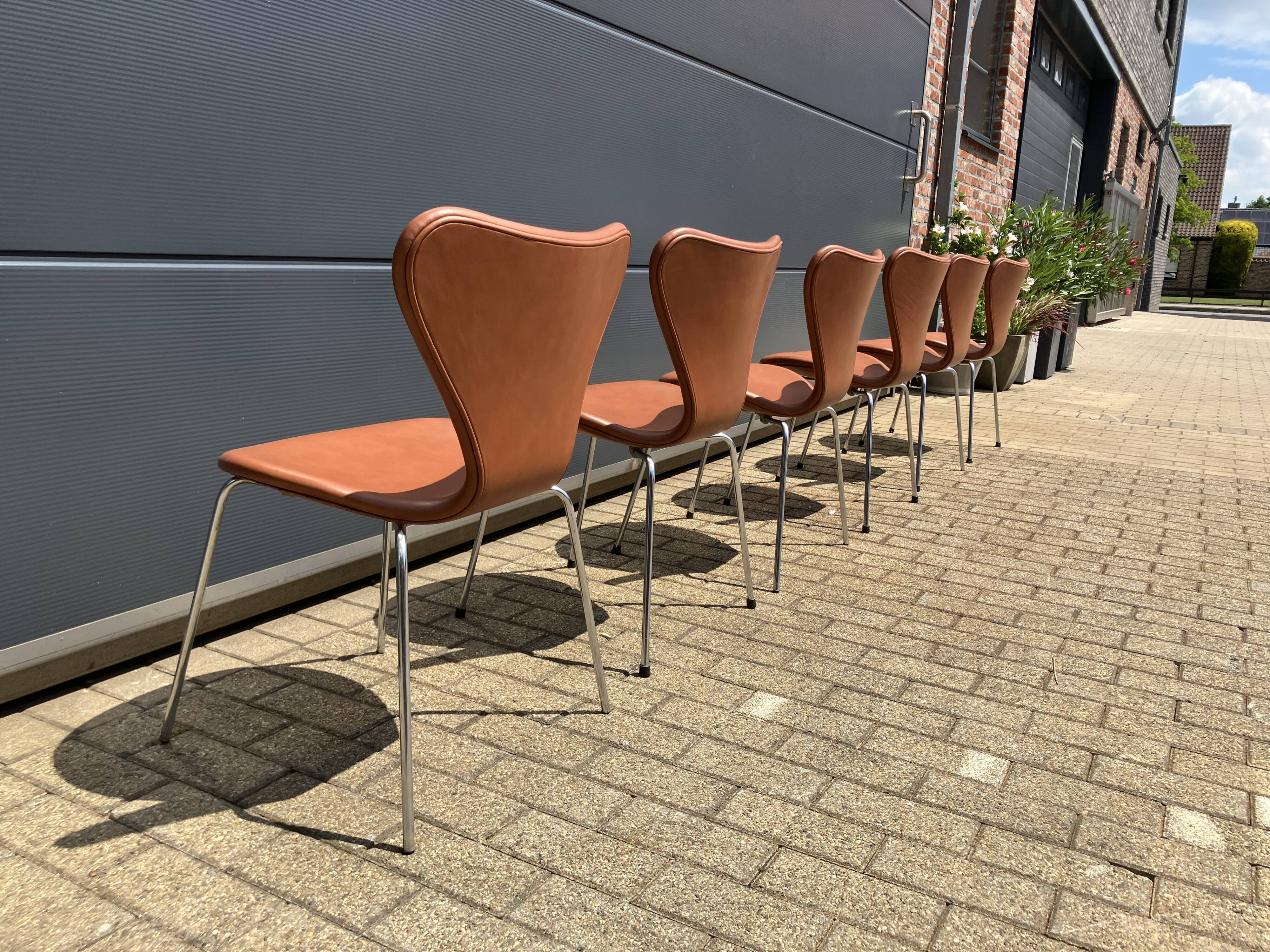 Fritz Hansen series 7 Vlinderstoelen in Cognac leather NIEUW!!