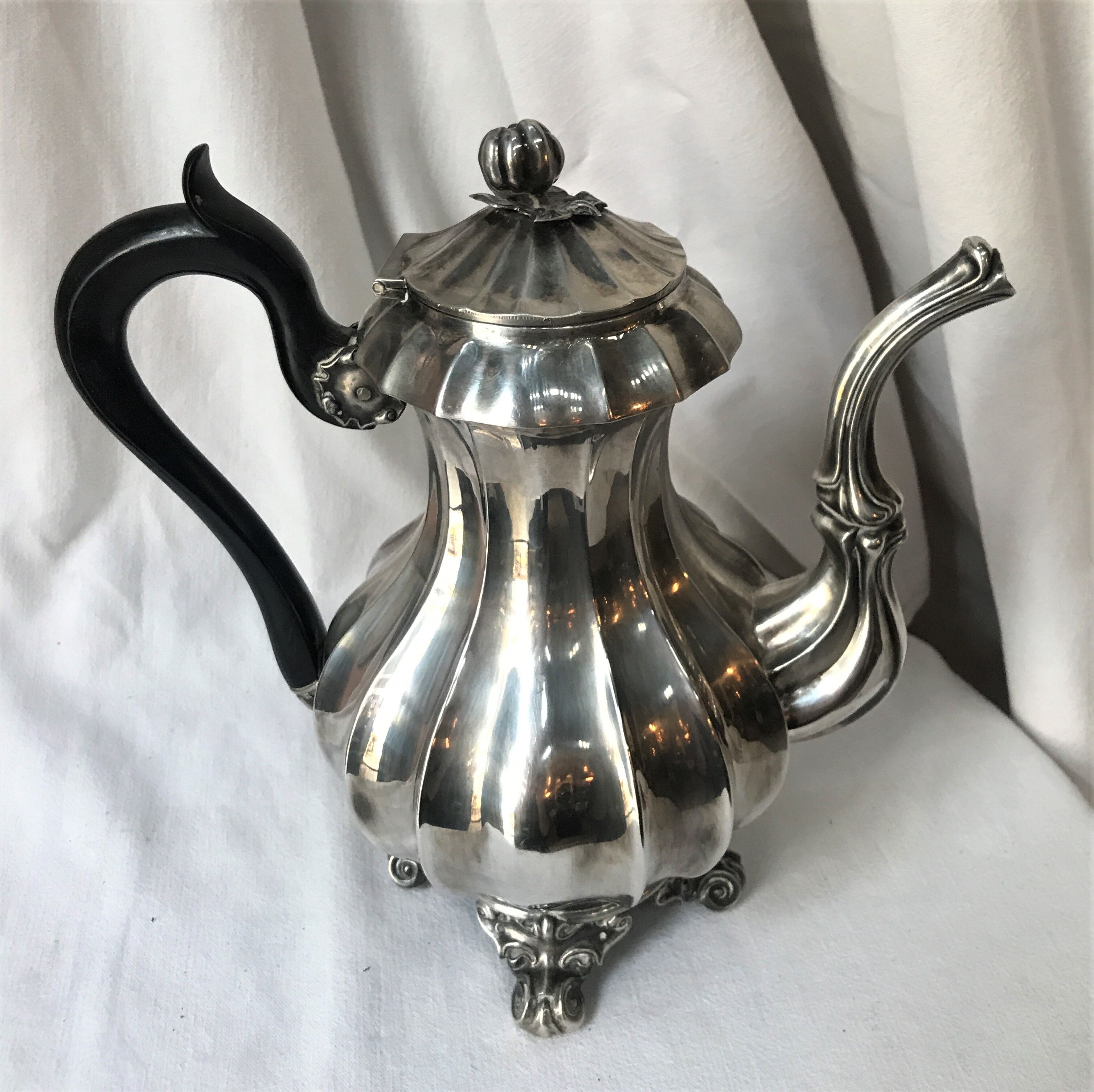 Louis XV-style silver metal cafeteria