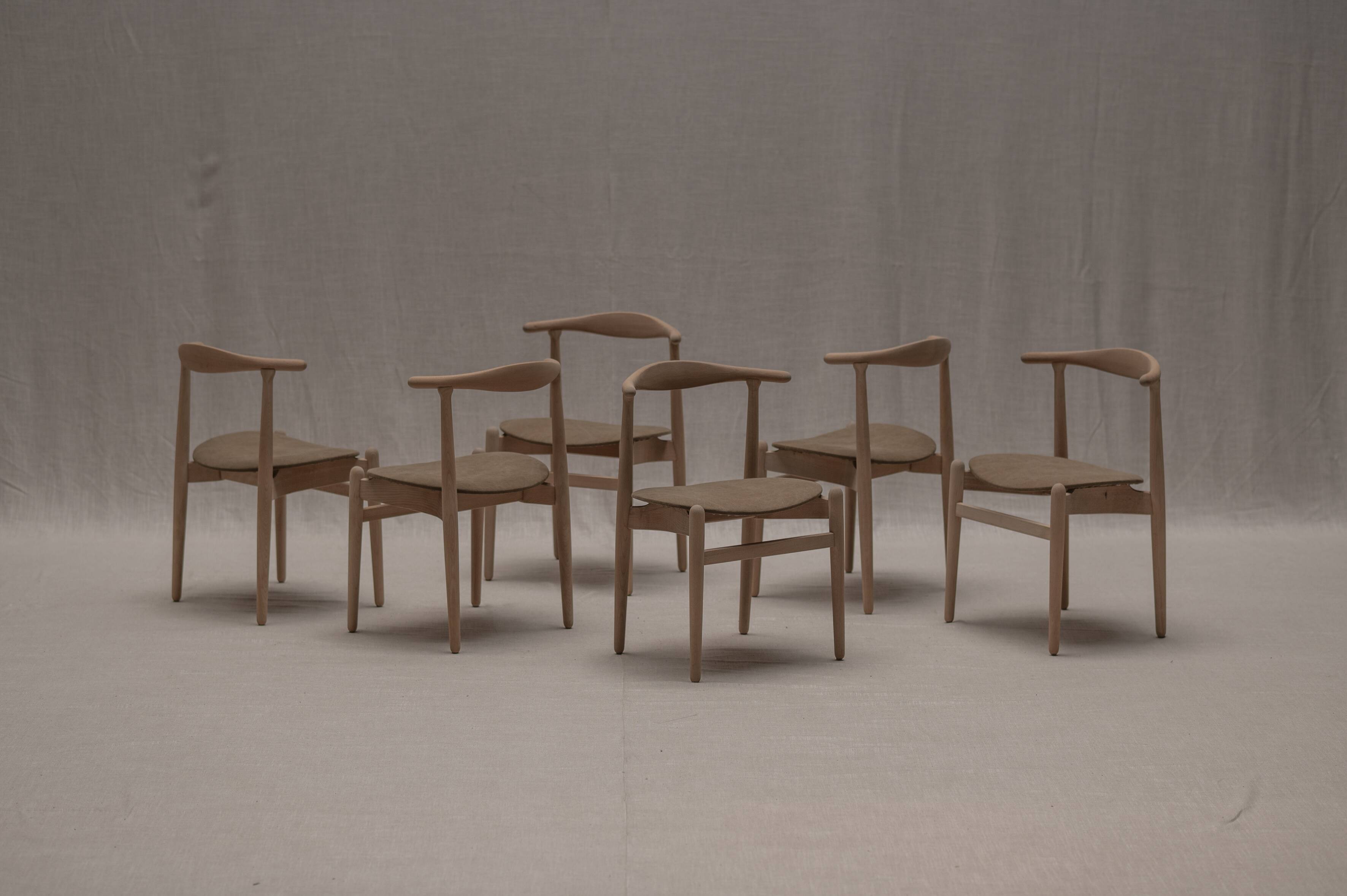 Model FH 1934 dining chairs by Hans J. Wegner