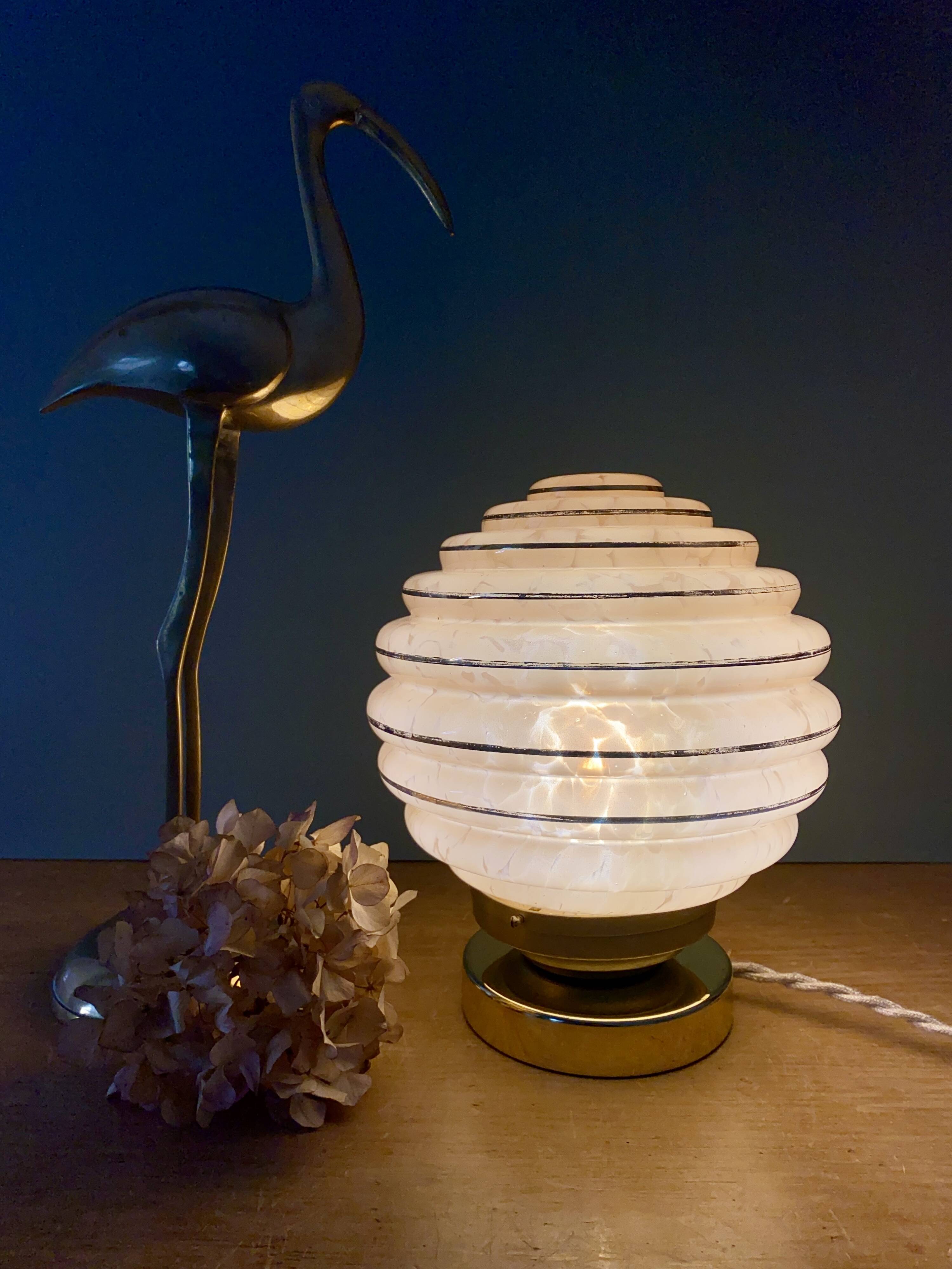 Vintage art deco globe table lamp in pink and gold Clichy glass