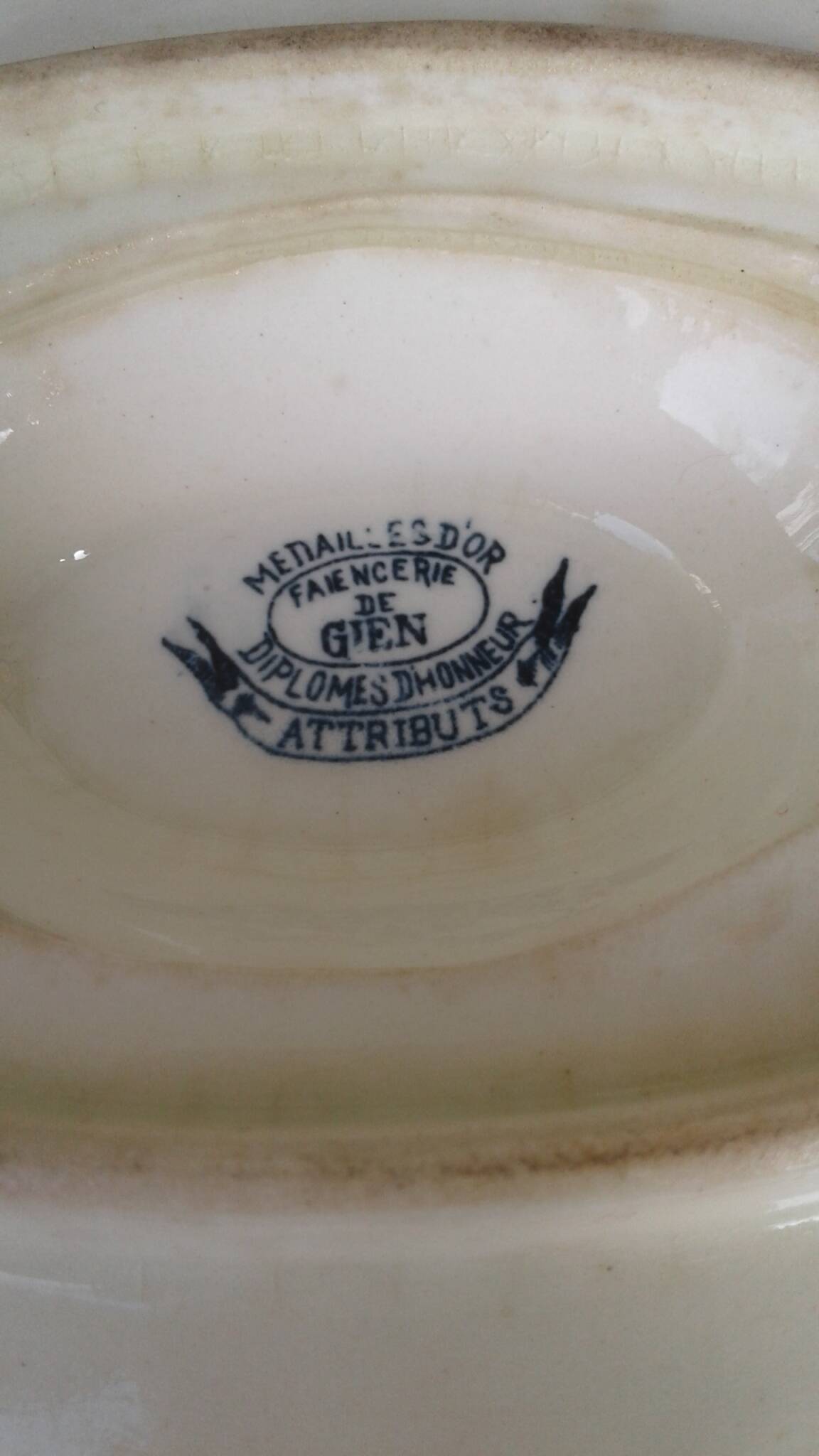 Gien sauce boat