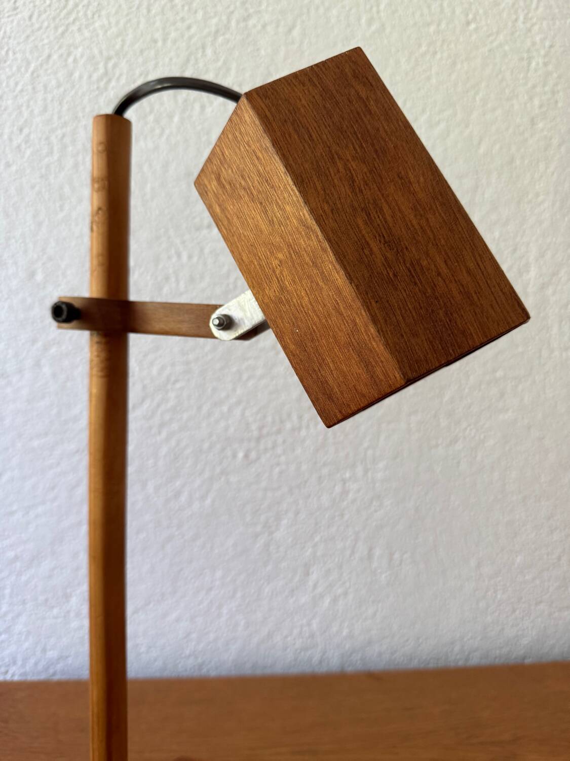 70s wooden desk lamp