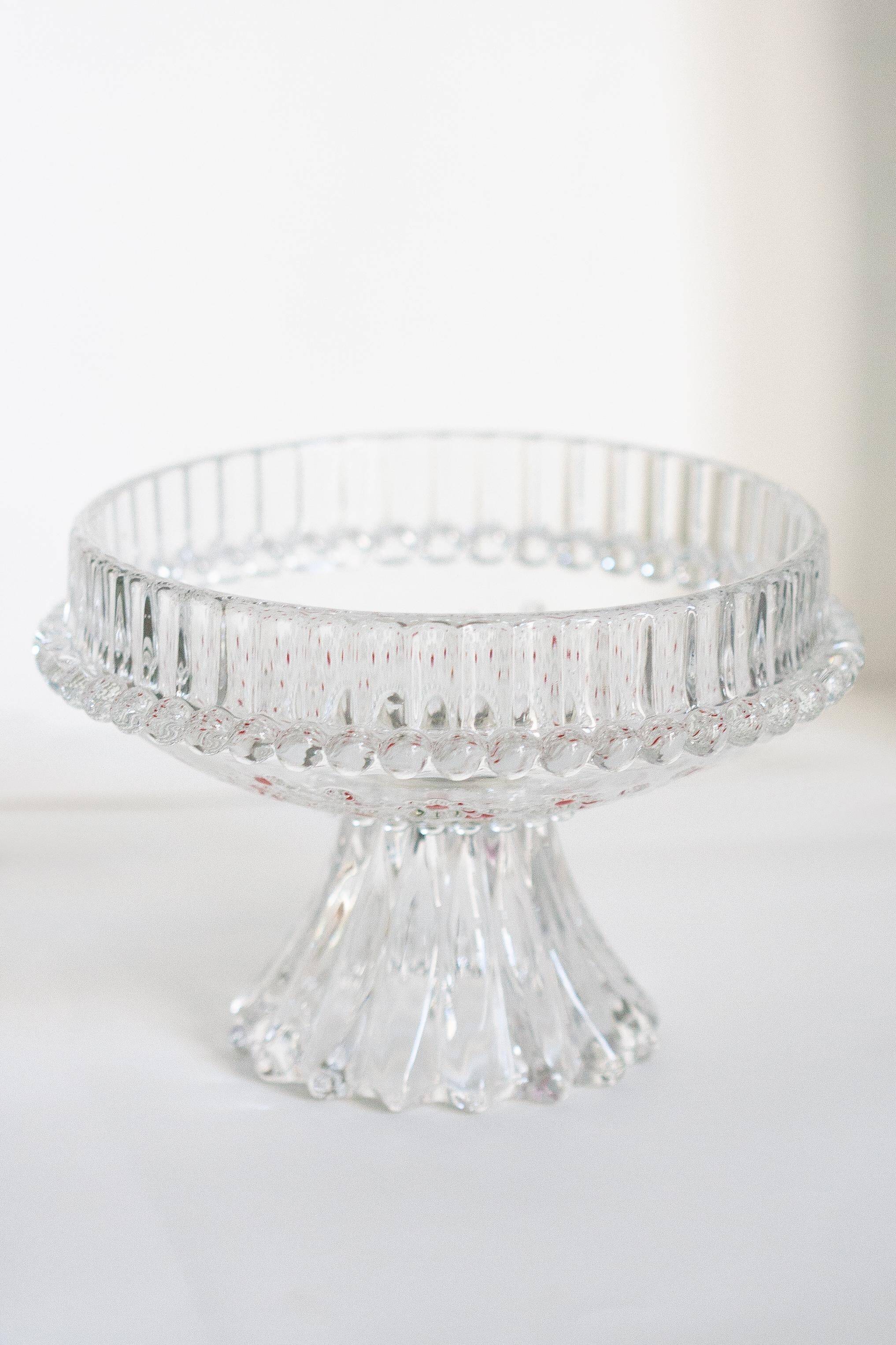 Vintage transparent crystal glass decorative plate, Italy, 1960s.