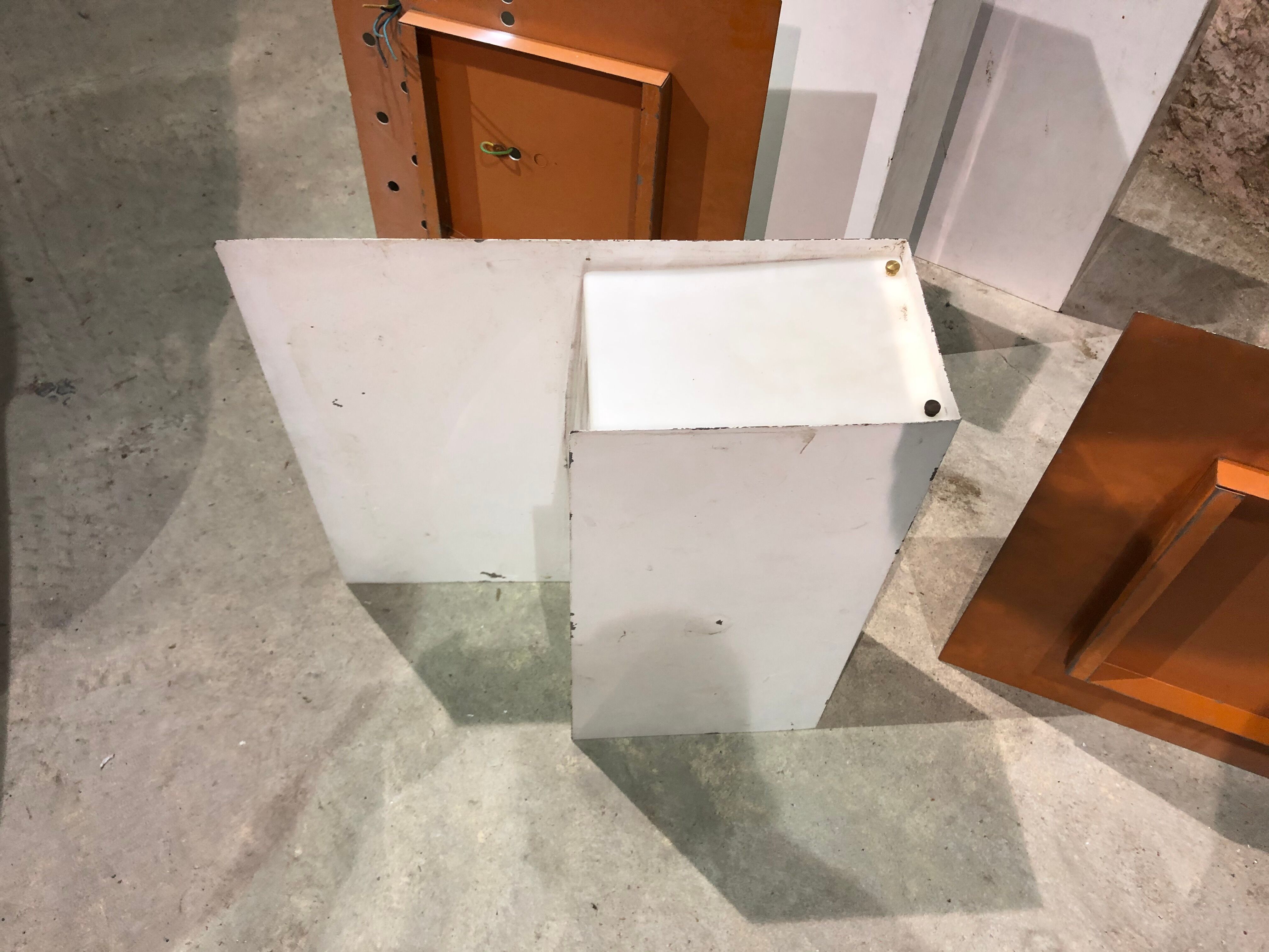 Series of 10 white laqué metal wall light 1960s