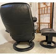 Armchair relaxation leather & footrest Stressless model Ekornes vintage 1980