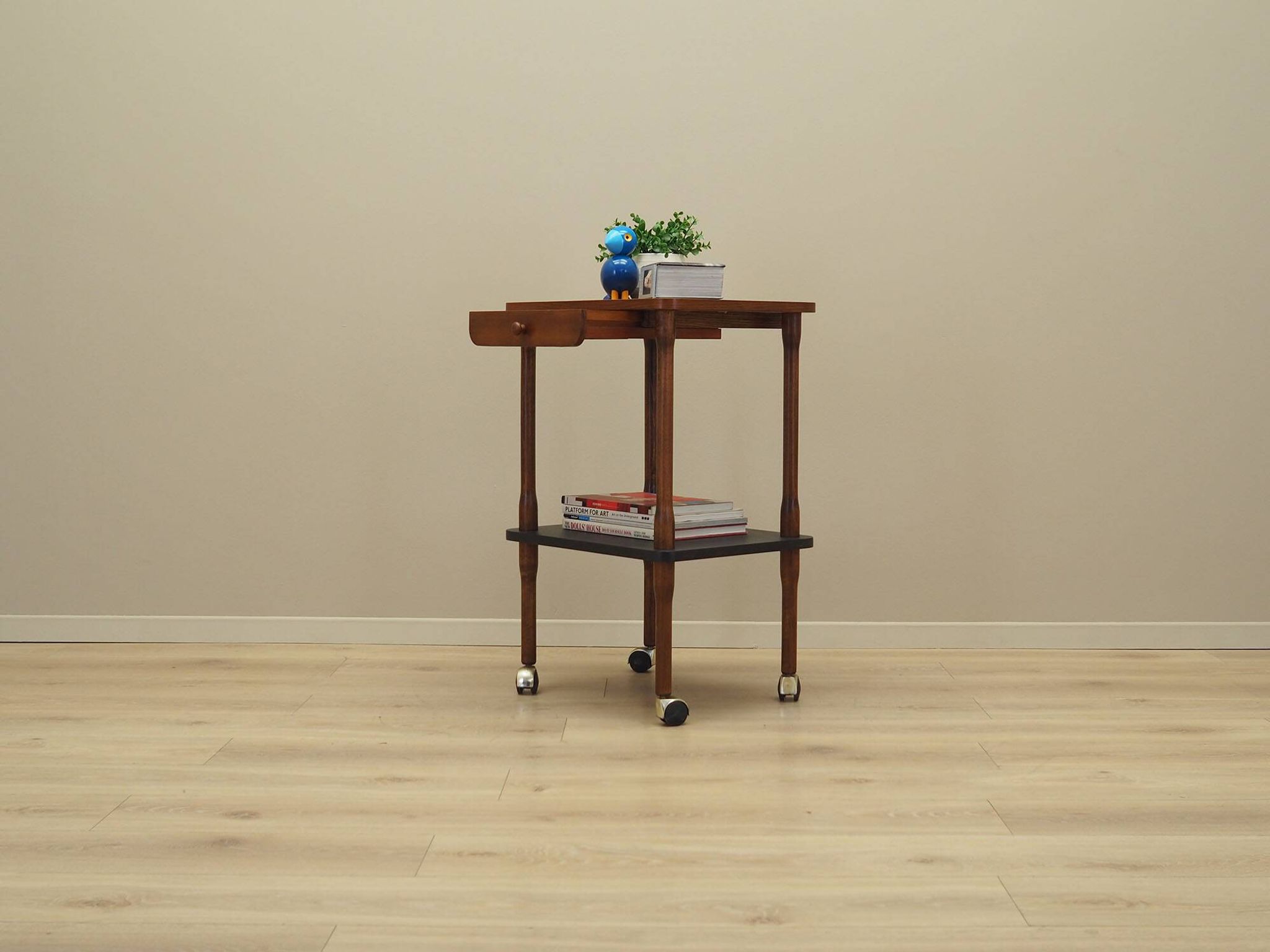 Walnut table, Italian design, 1960s, manufacture: Italy