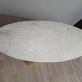 Oval table in Carrara marble and wood