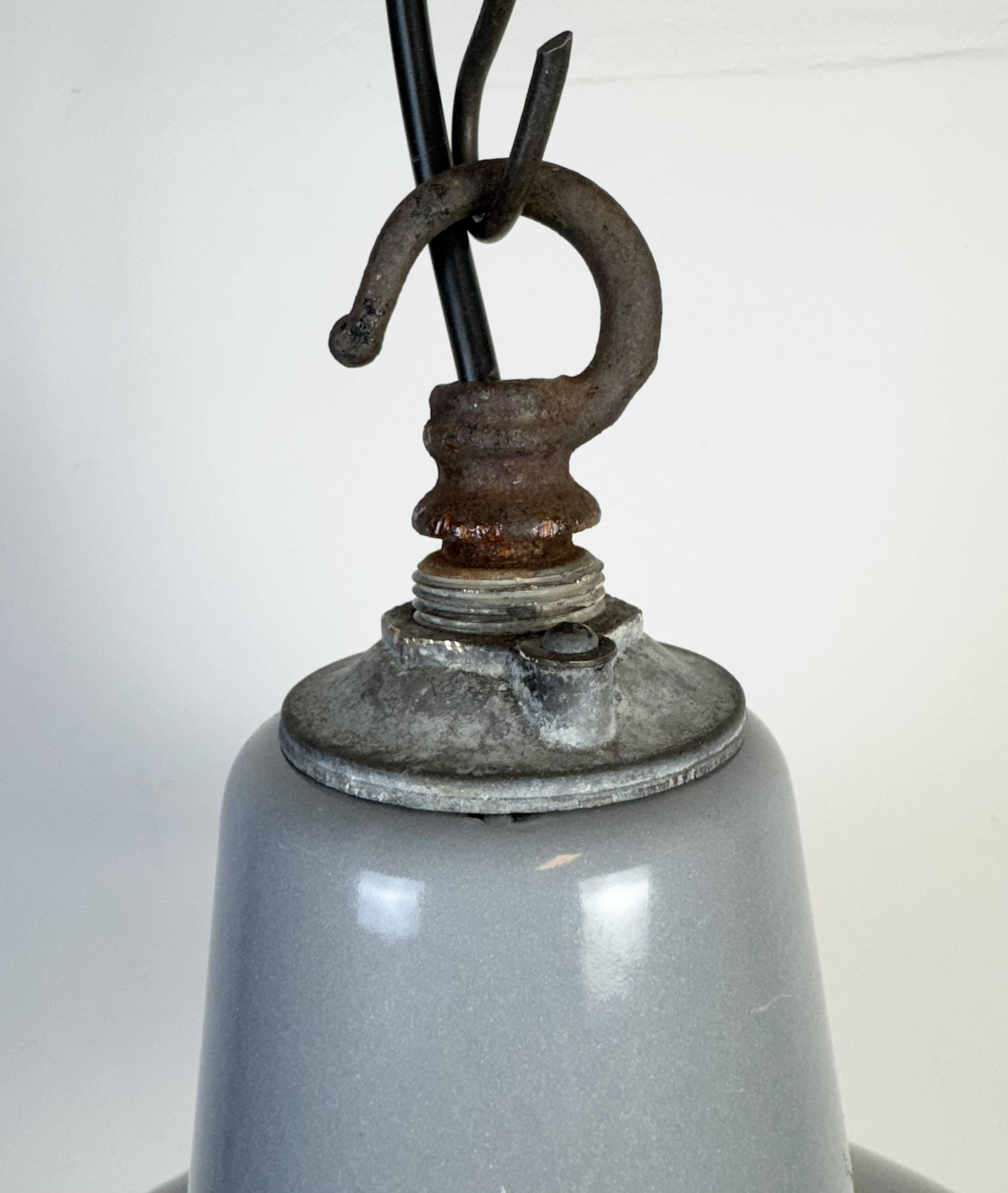 Industrial British Grey Enamel Factory Pendant Lamp, 1960s