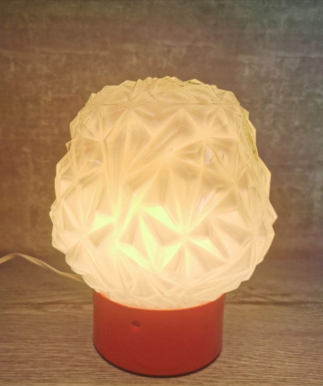 Vintage lamp brand delmas