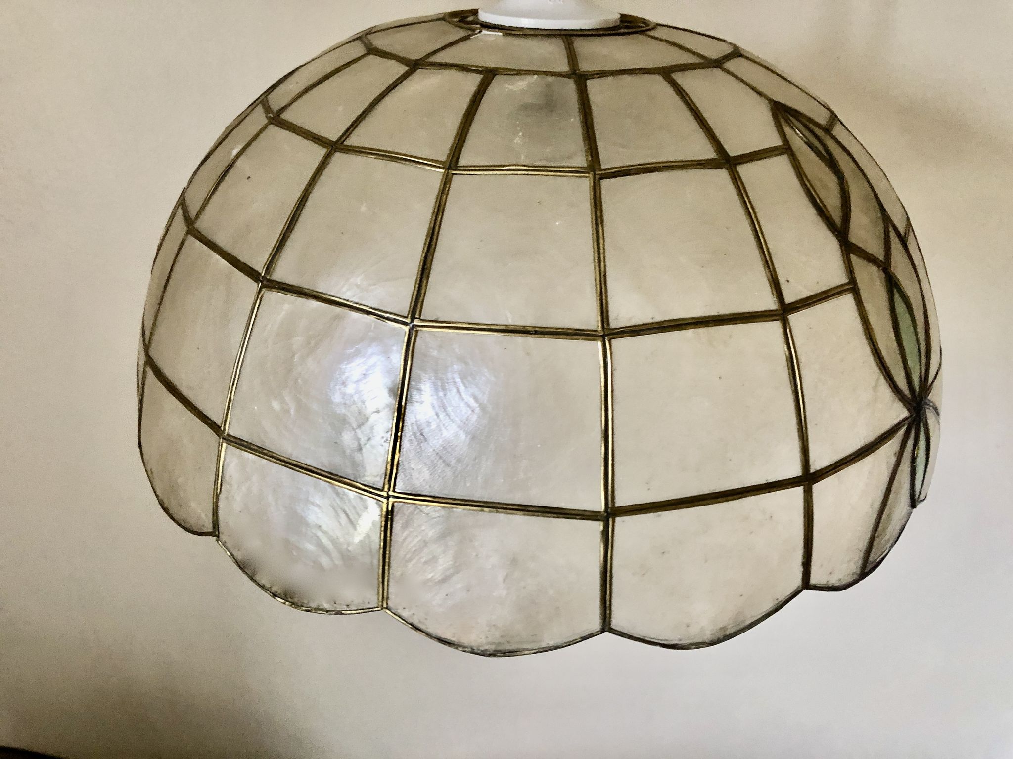 Art Nouveau mother-of-pearl pendant lamp