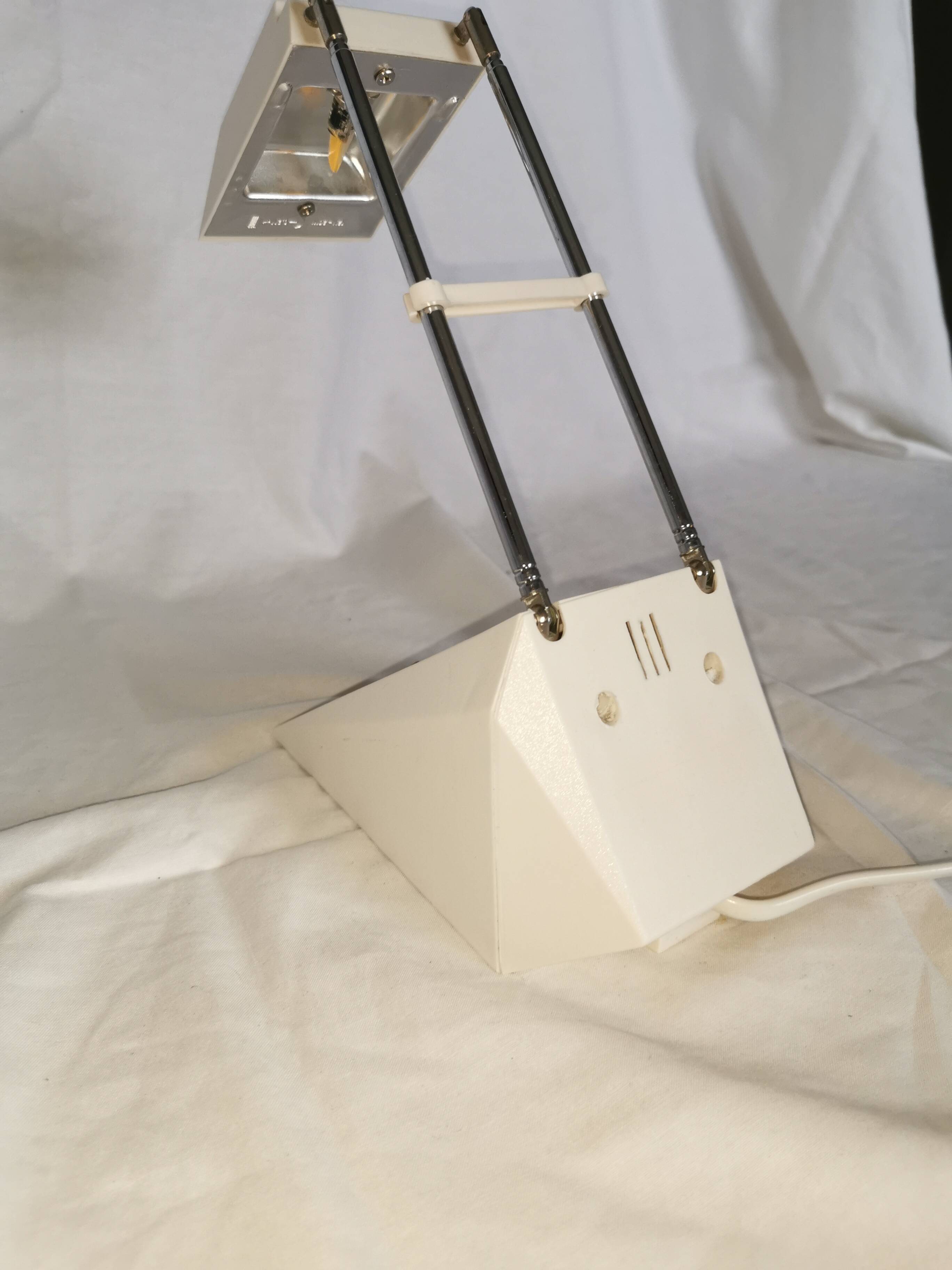Telescopic halogen desk lamp, postmodern, 1980s