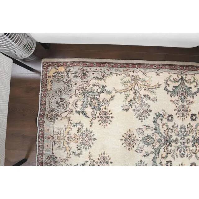 1970s Turkish Oushak Handmade Wool Cotton Beige Area Rug 120x207
