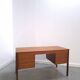 Teak vrijstaand bureau met lade uit Denemarken