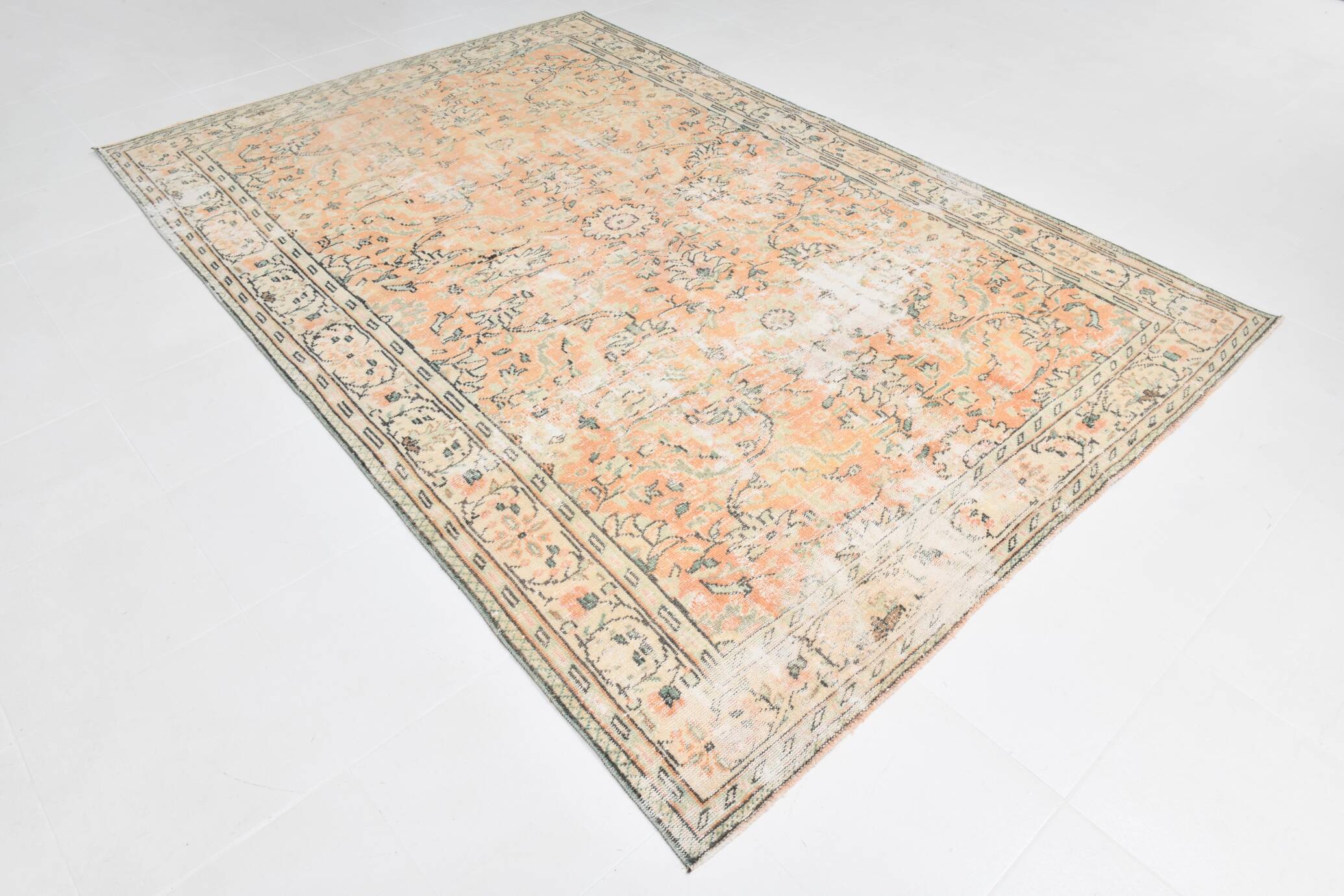 7x10 Large Cream Floral Pattern Turkish Vintage Rug, 207x304Cm
