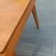 Table scandinave en chêne – 110 × 90 cm