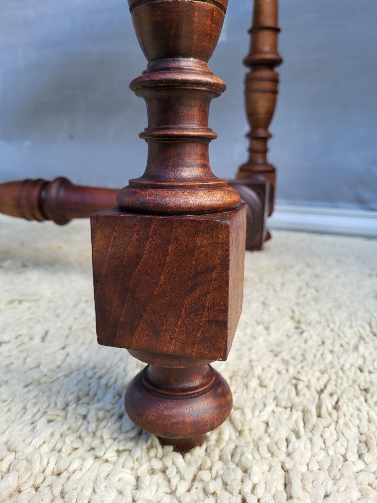 Louis XIII walnut desk • Small centre table in Renaissance style
