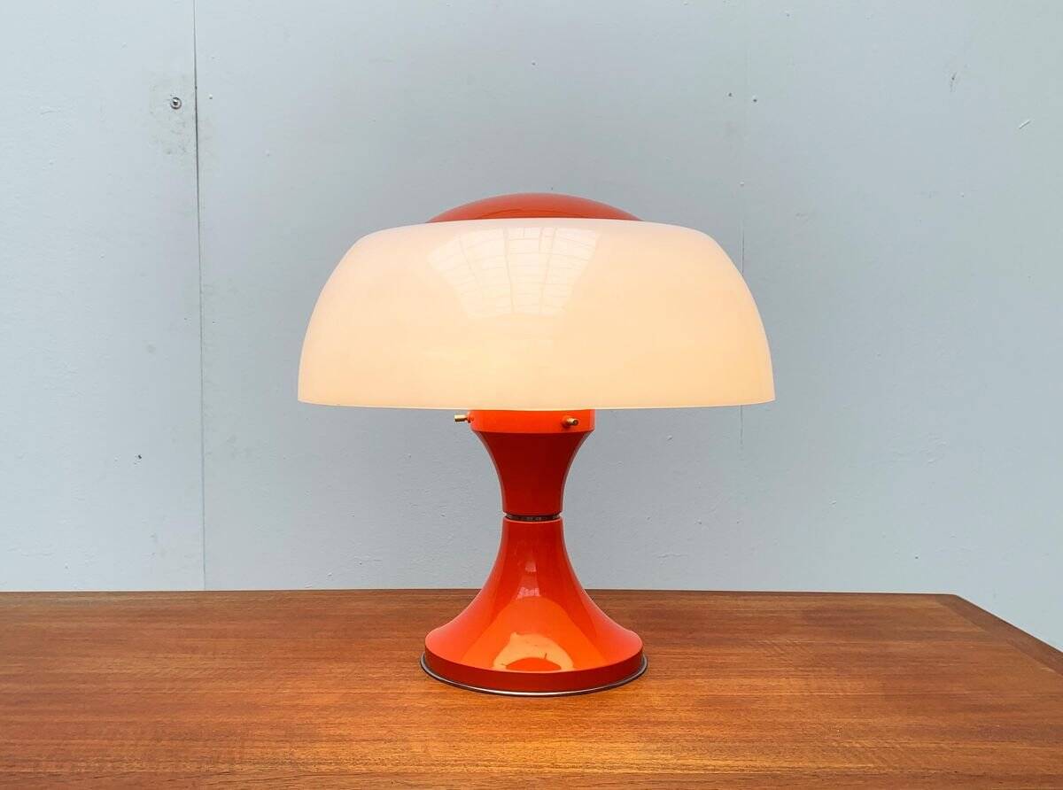 Italian table lamp from the mid-century space age by Gaetano Sciolari for Ecolight/Valenti.