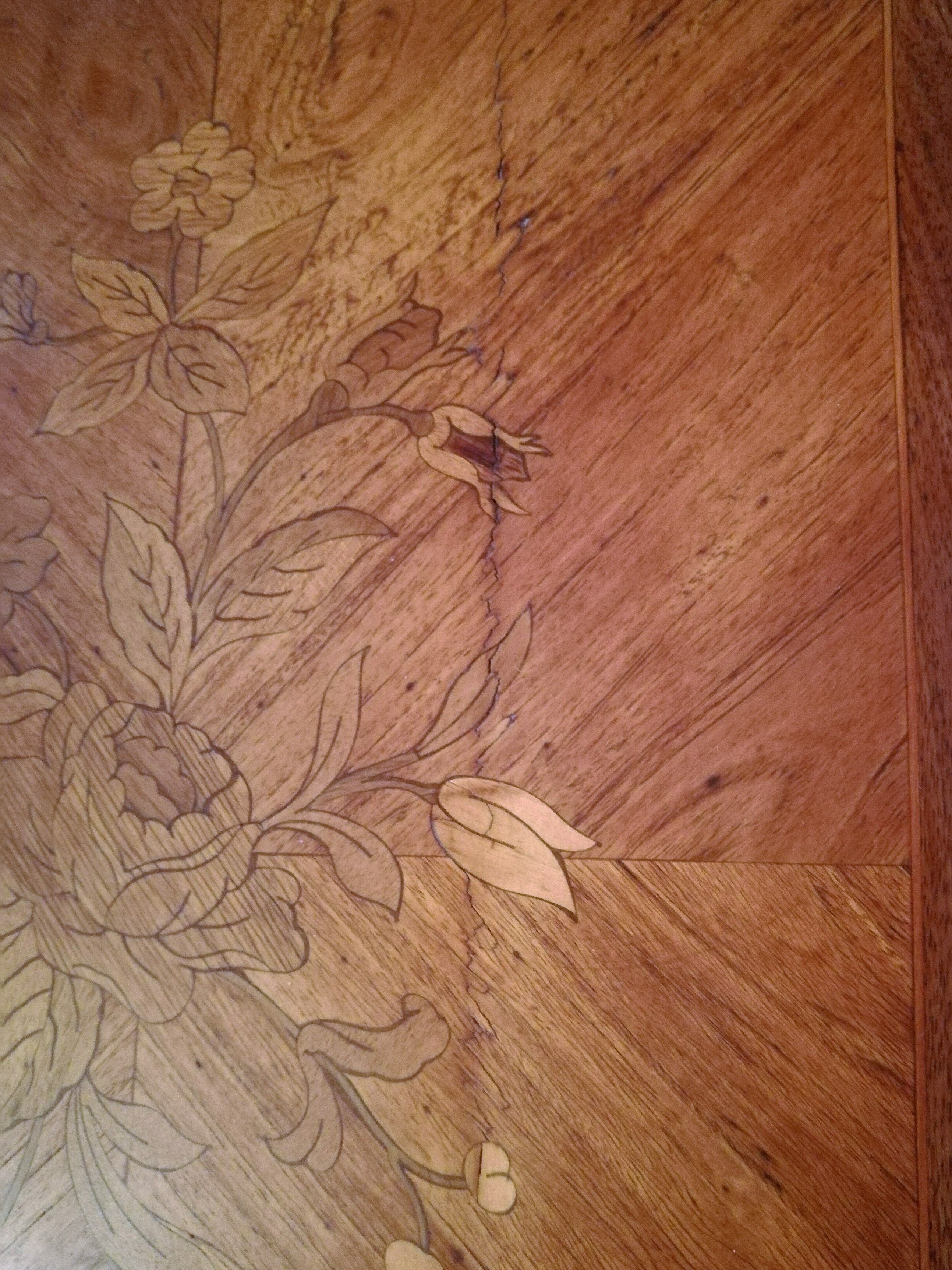 Coiffeuse style Louis XV en marqueterie
