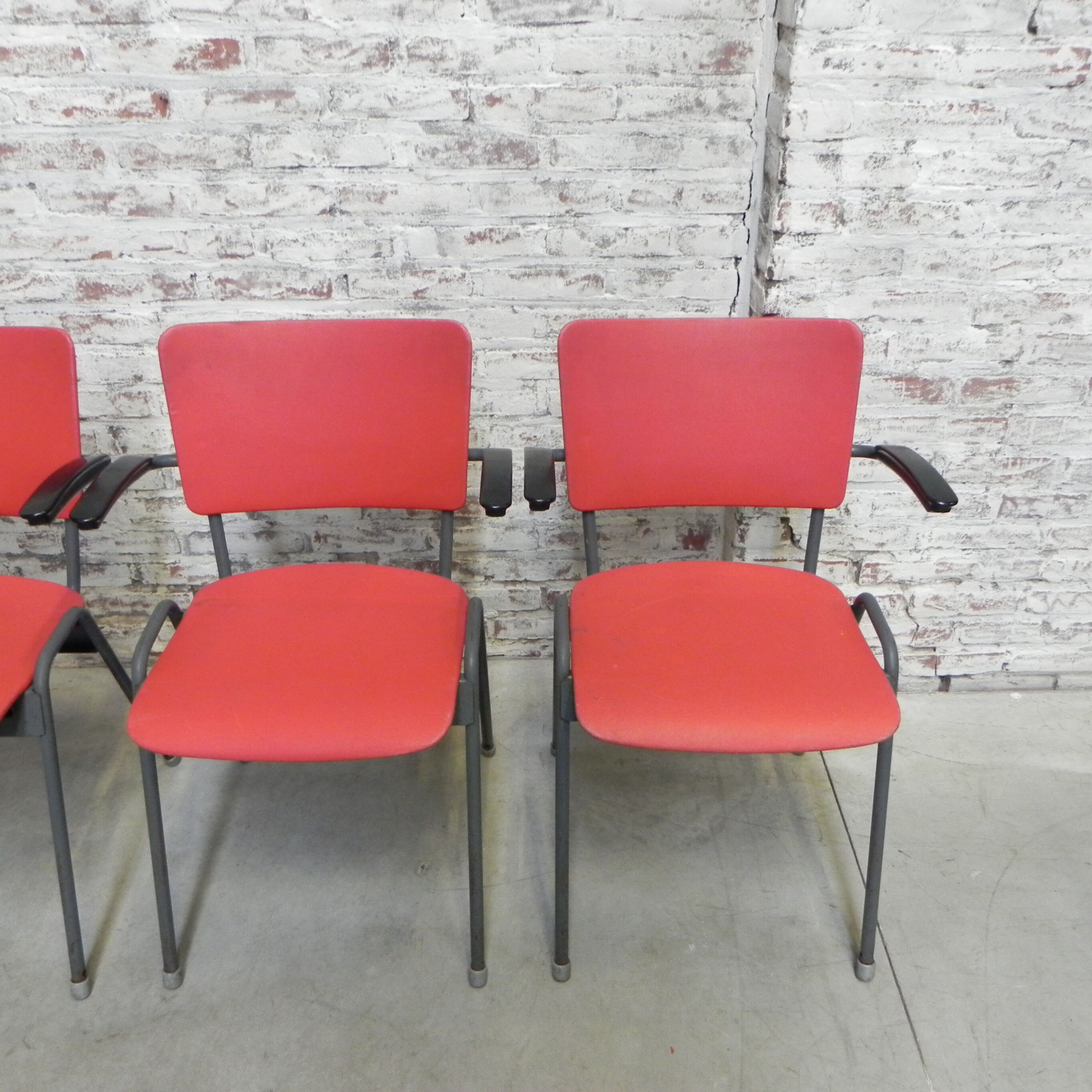 Set de 4 chaises de table vintage avec accoudoirs