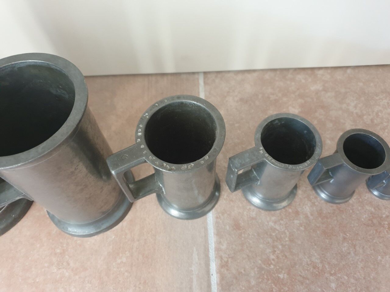 Série de mesures en étain