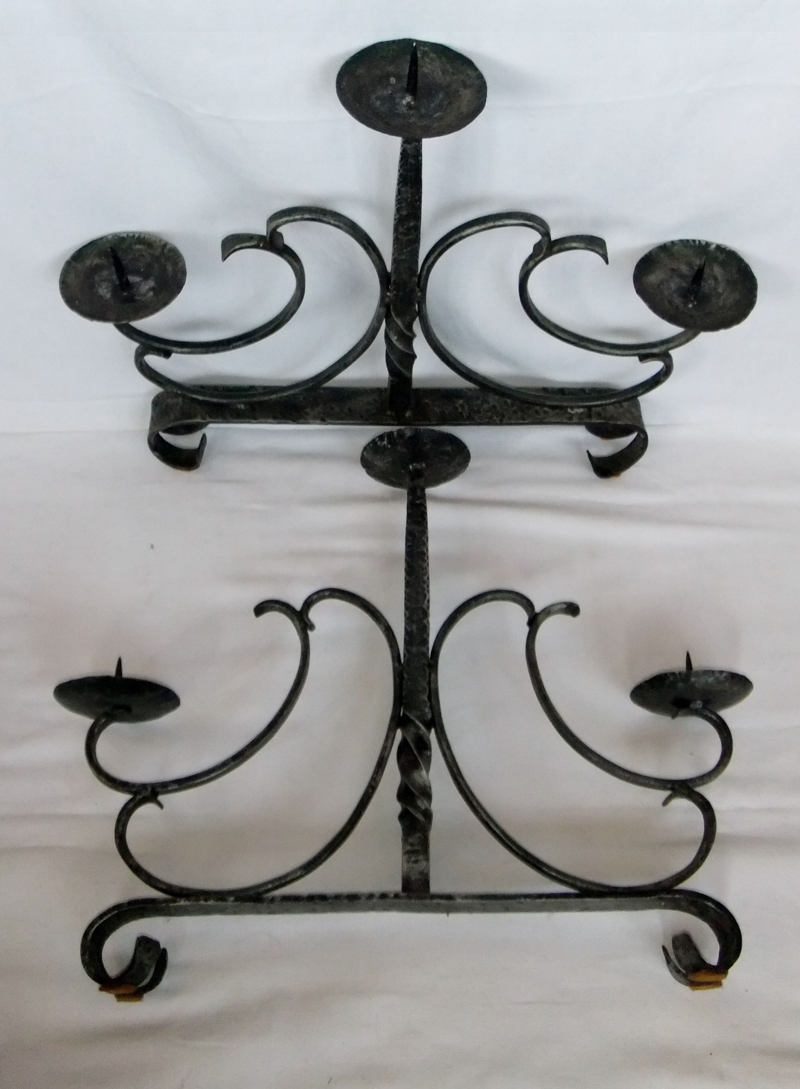 Candlesticks pair