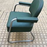 Fauteuil vert et chrome