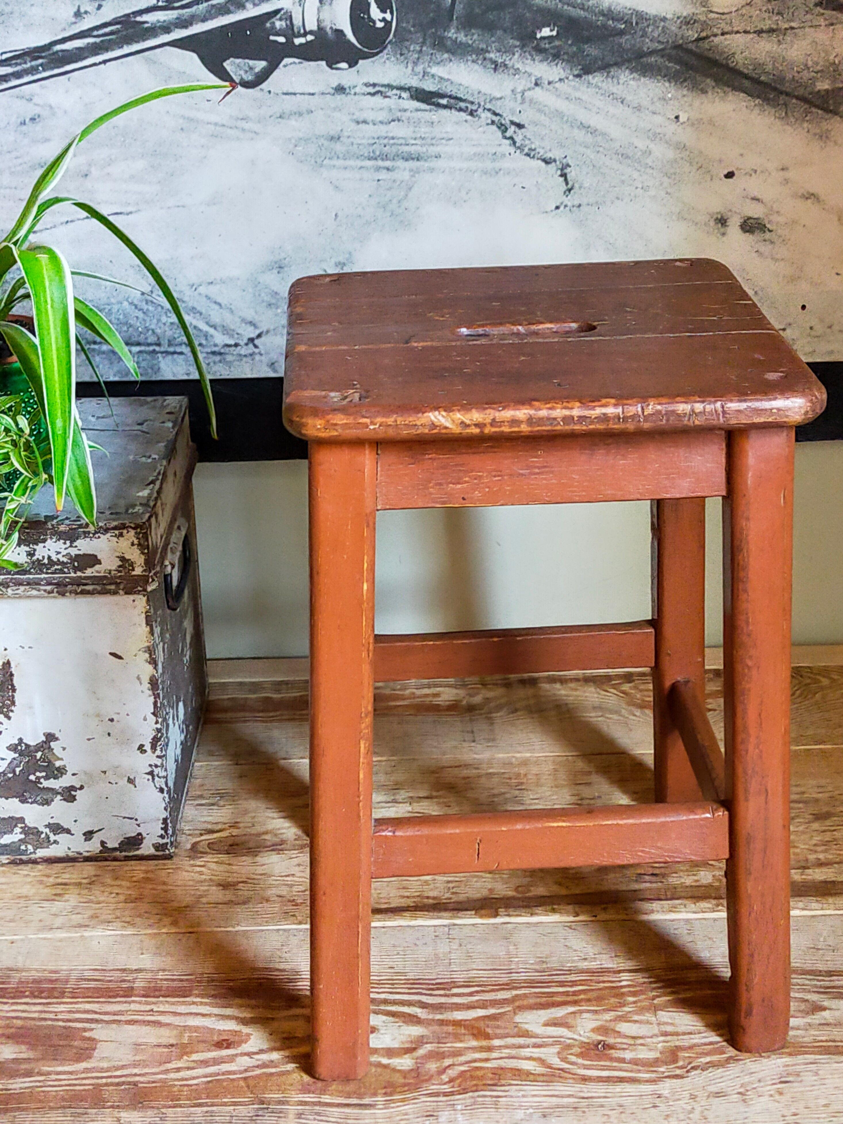 Workshop stool in old solid wood