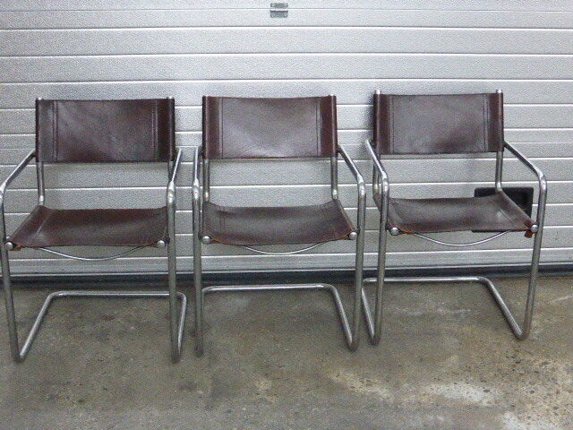 3 fauteuils Matteo Grassi en cuir marron et structure chromée vintage