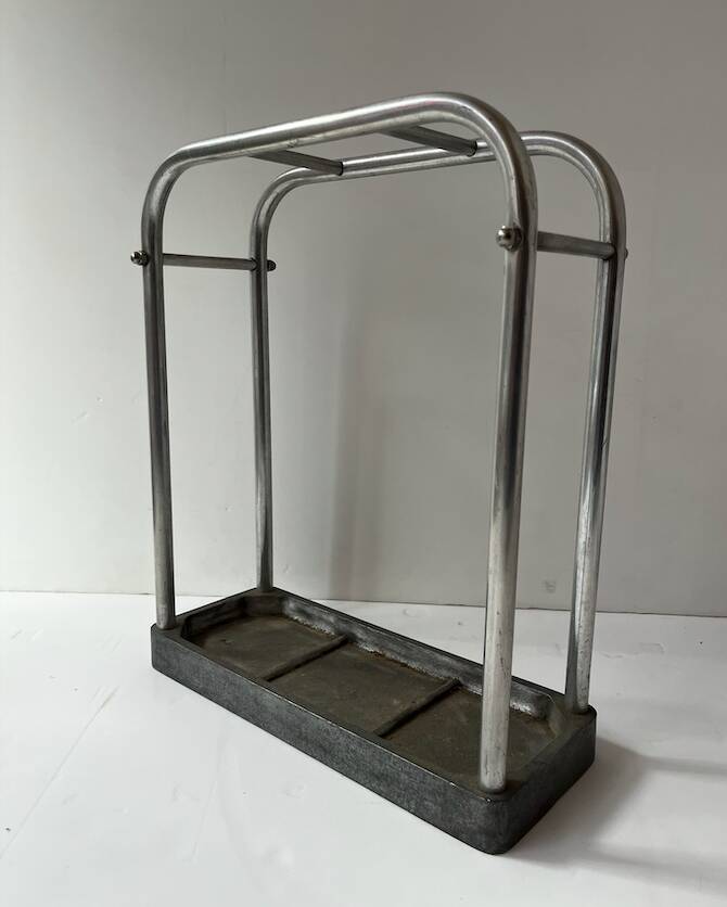 Chrome metal umbrella stands